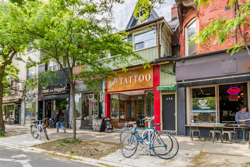 Photo 3 of Unit 2, 390 College Street, Toronto, University — HOMEH