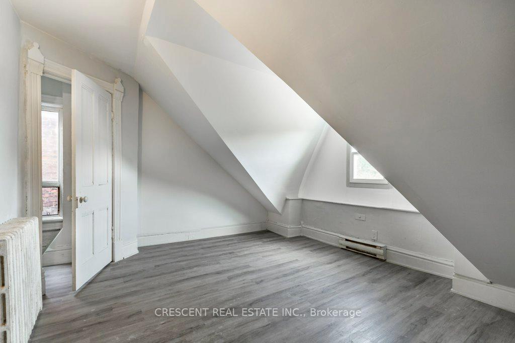 Photo 18 of Unit 2, 390 College Street, Toronto, University — HOMEH