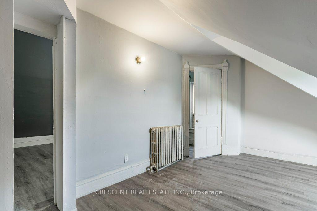 Photo 19 of Unit 2, 390 College Street, Toronto, University — HOMEH