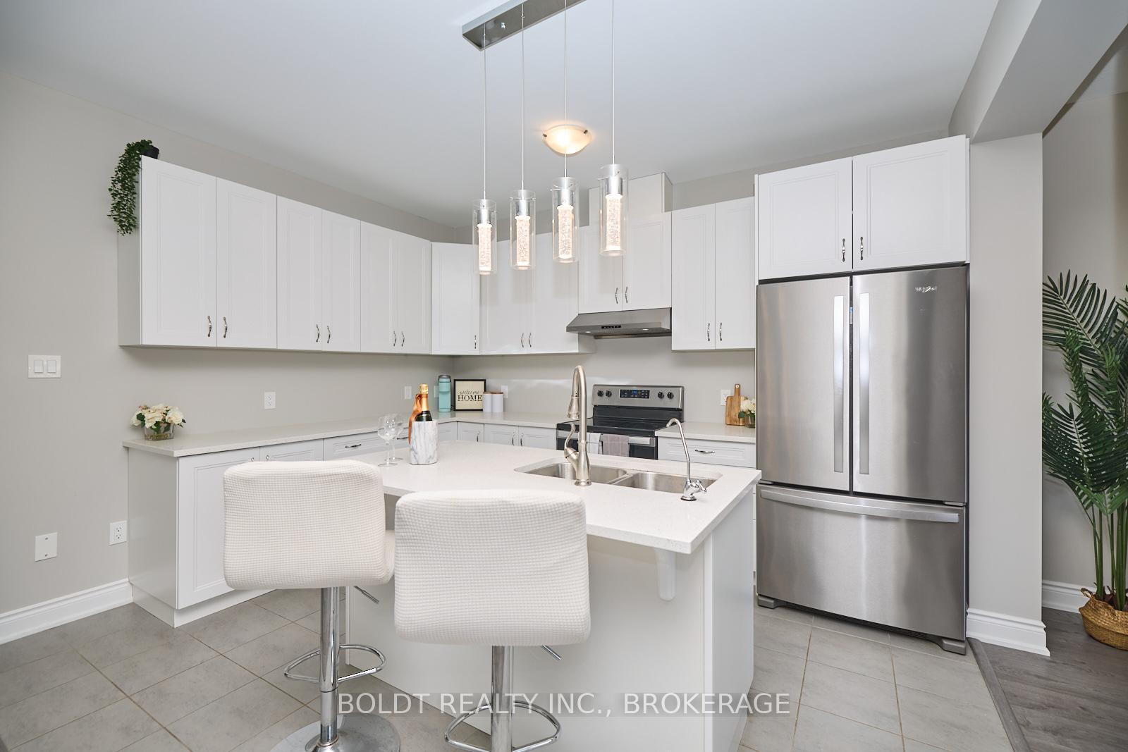 Photo 9 of 66 Homestead Way, Thorold, Rolling Meadows — HOMEH