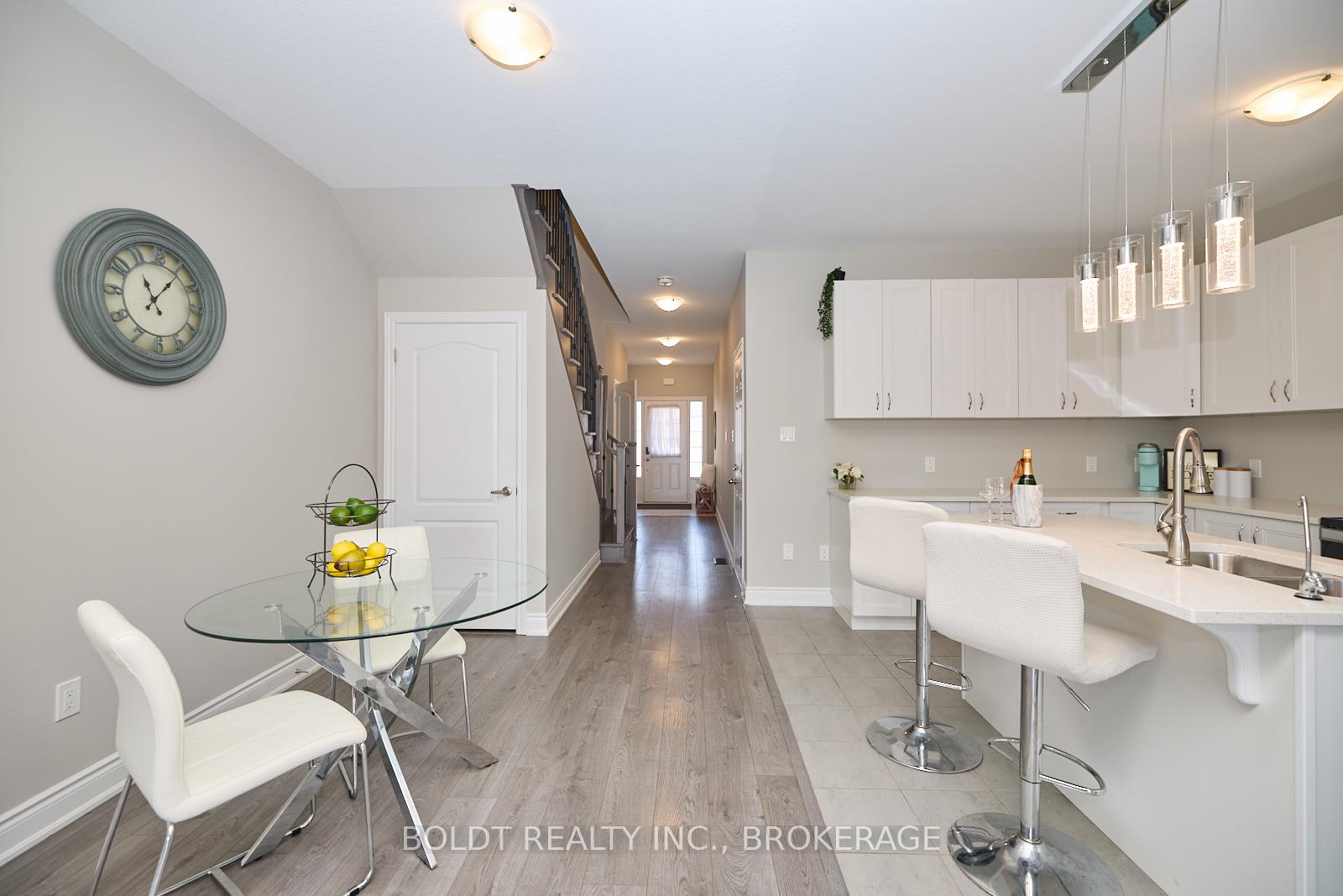 Photo 14 of 66 Homestead Way, Thorold, Rolling Meadows — HOMEH