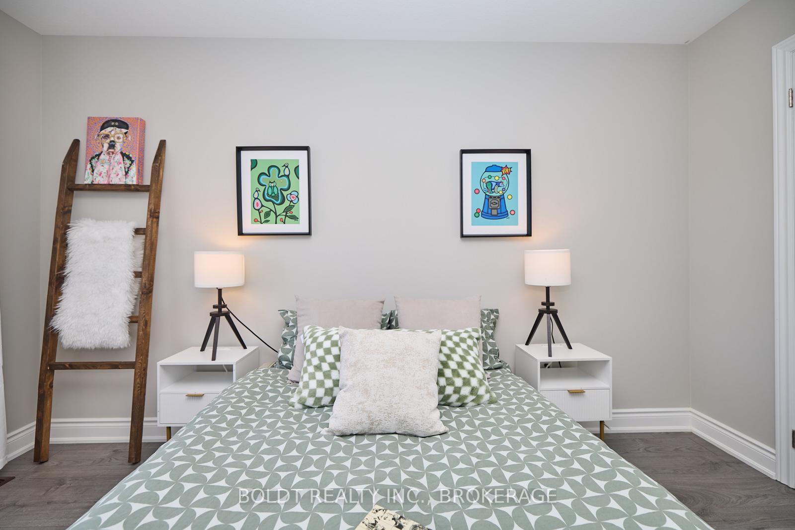 Photo 25 of 66 Homestead Way, Thorold, Rolling Meadows — HOMEH