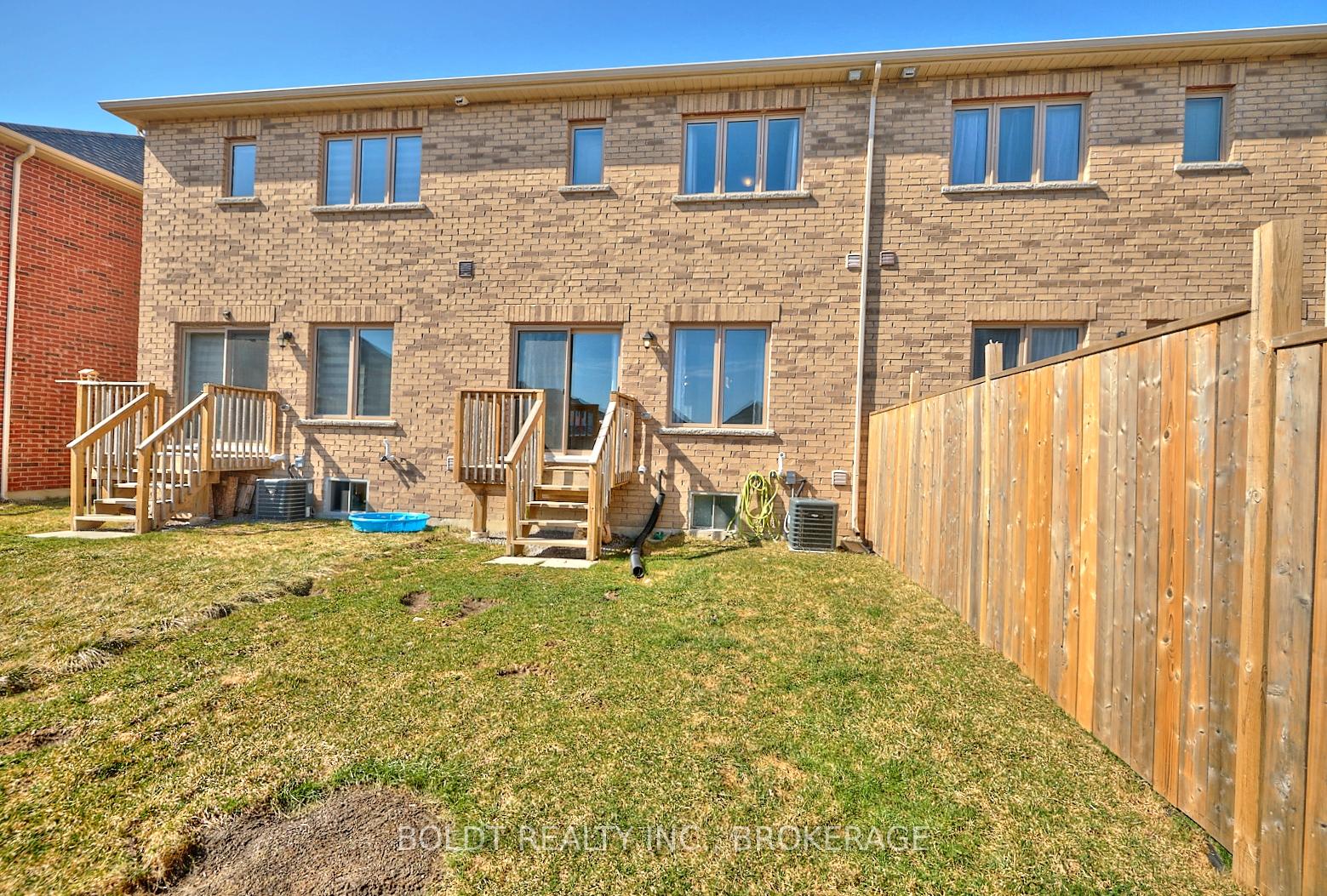 Photo 31 of 66 Homestead Way, Thorold, Rolling Meadows — HOMEH