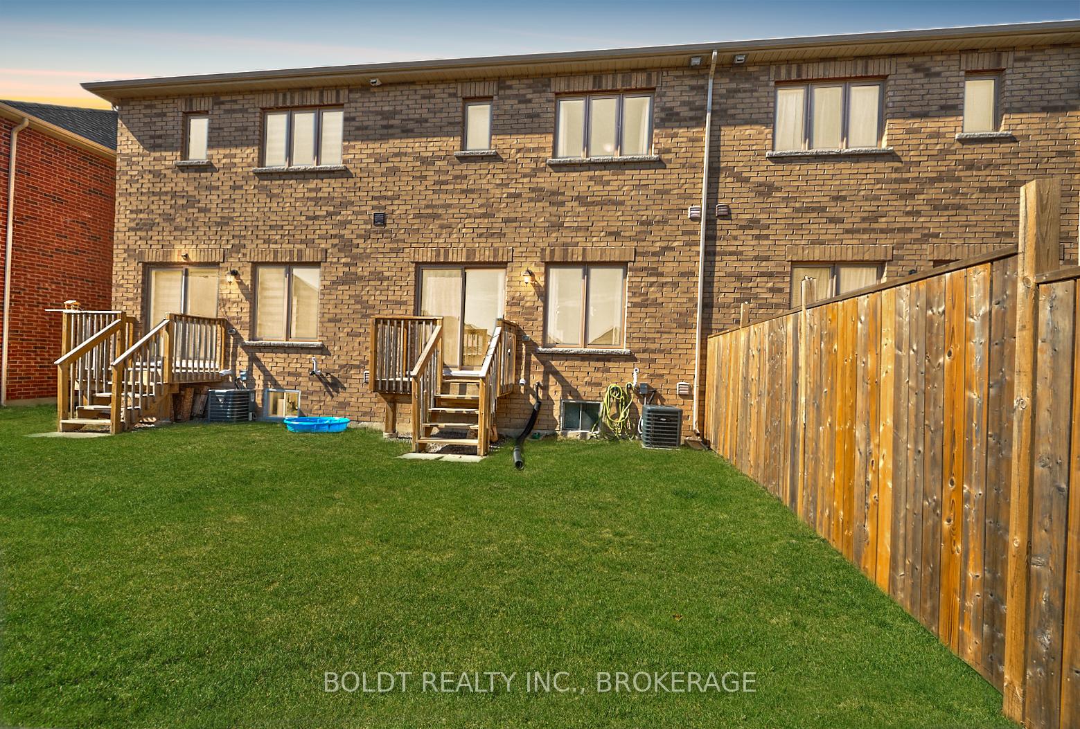 Photo 33 of 66 Homestead Way, Thorold, Rolling Meadows — HOMEH