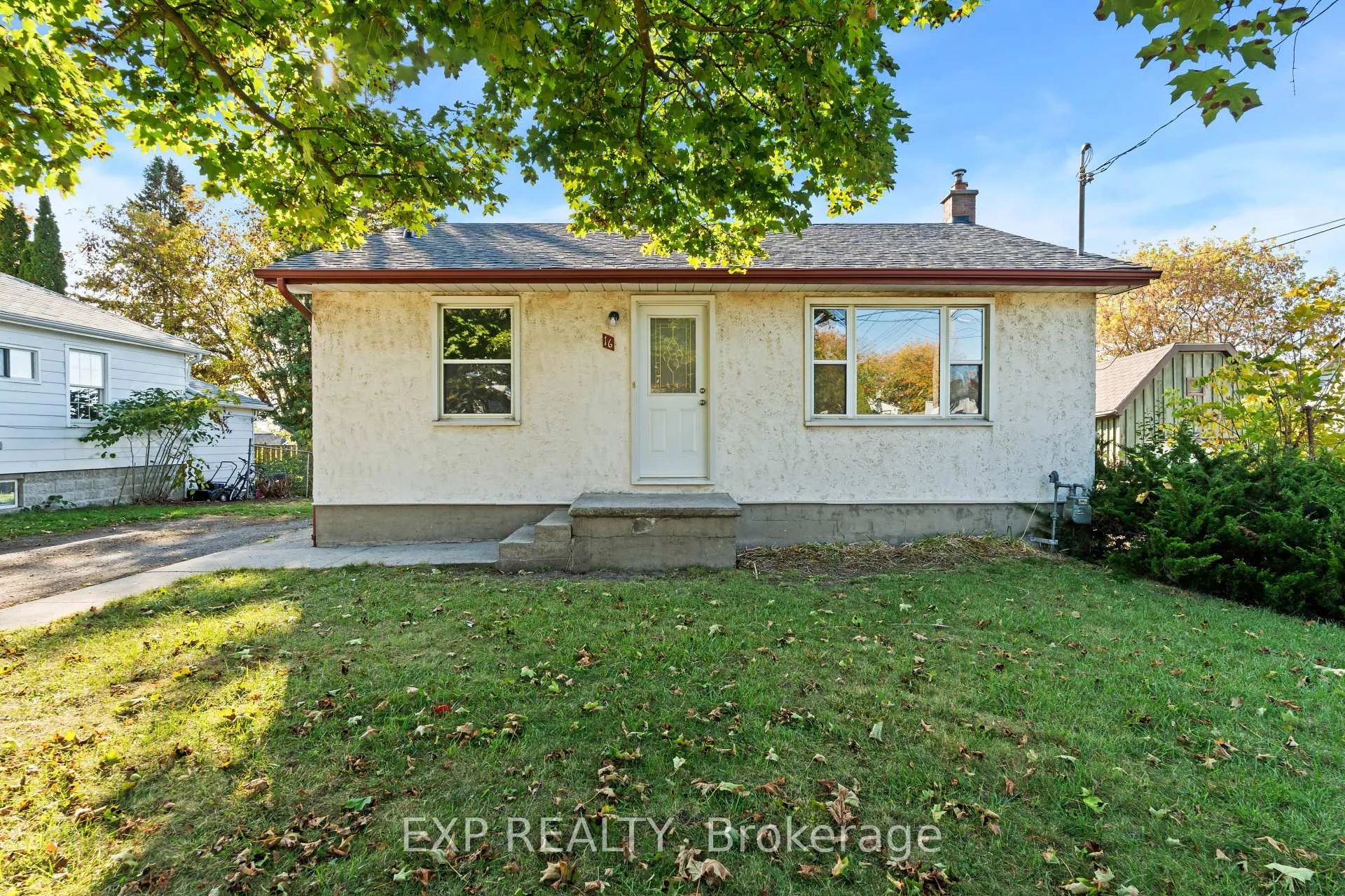 Photo 3 of 16 Valleyview Crescent, Belleville, Belleville Ward — HOMEH