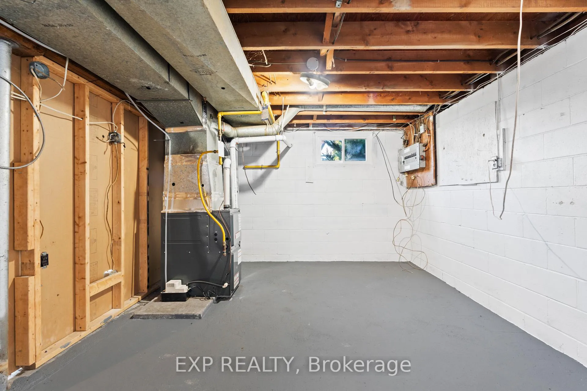 Photo 16 of 16 Valleyview Crescent, Belleville, Belleville Ward — HOMEH