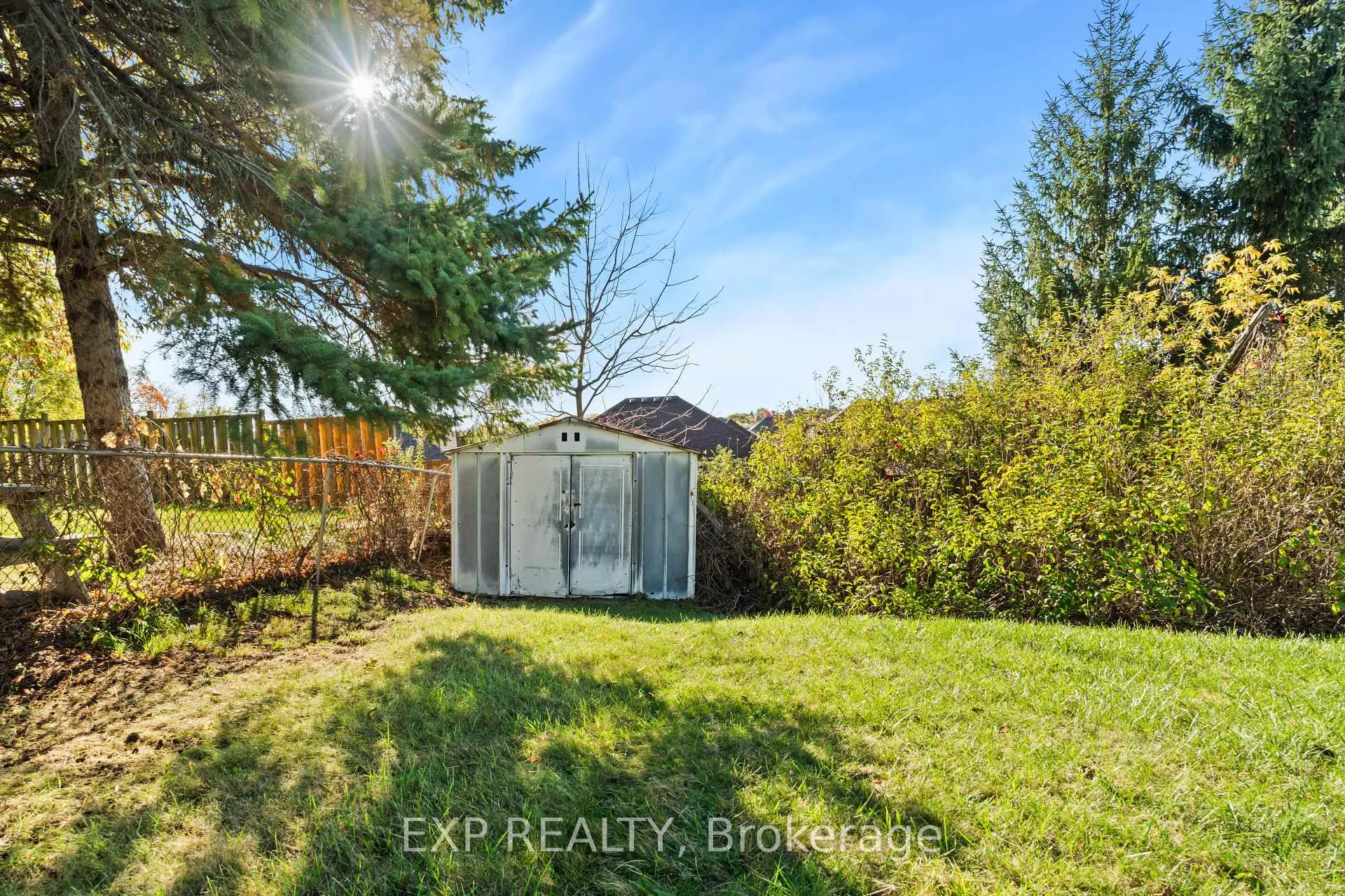 Photo 21 of 16 Valleyview Crescent, Belleville, Belleville Ward — HOMEH