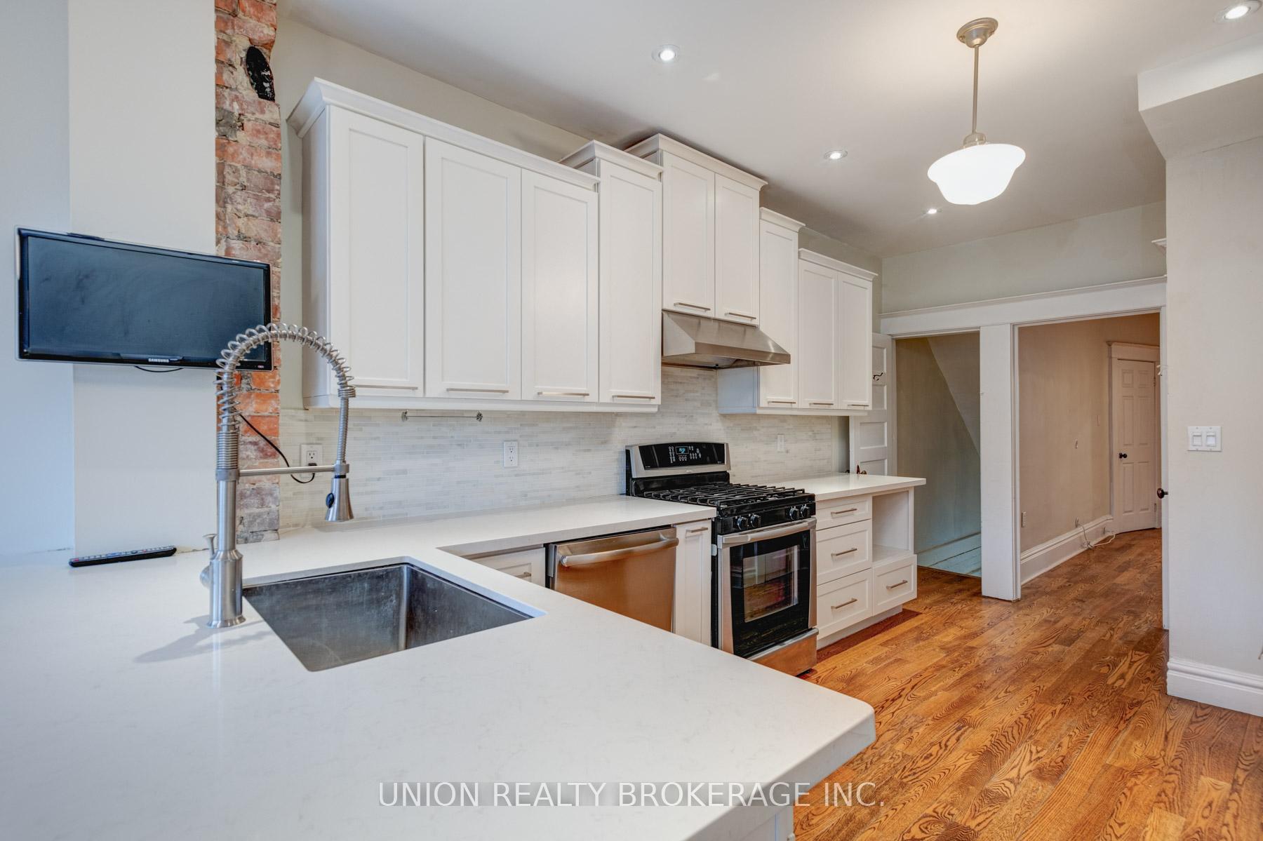 Photo 9 of Unit Main, 131 Wolfrey Avenue, Toronto, North Riverdale — HOMEH