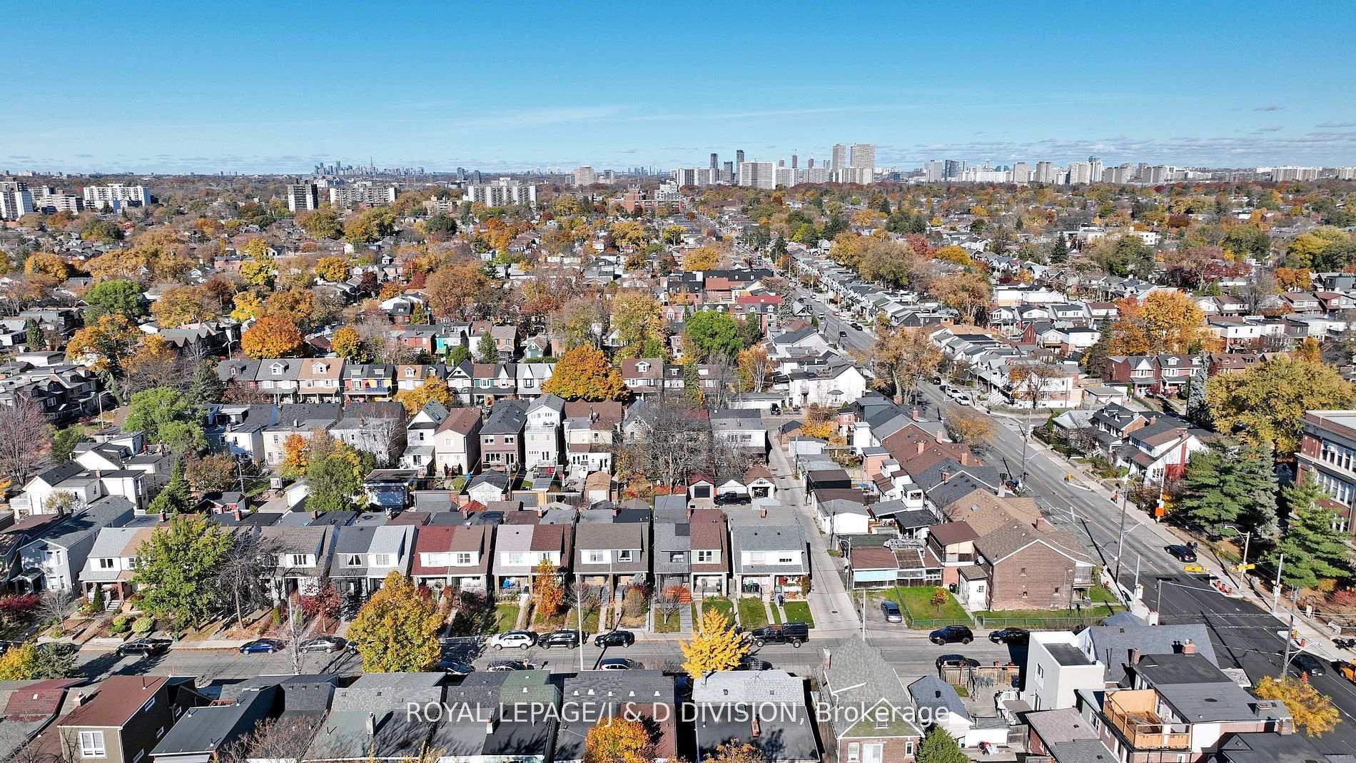 Photo 34 of 38 Fielding Avenue, Toronto, Danforth — HOMEH