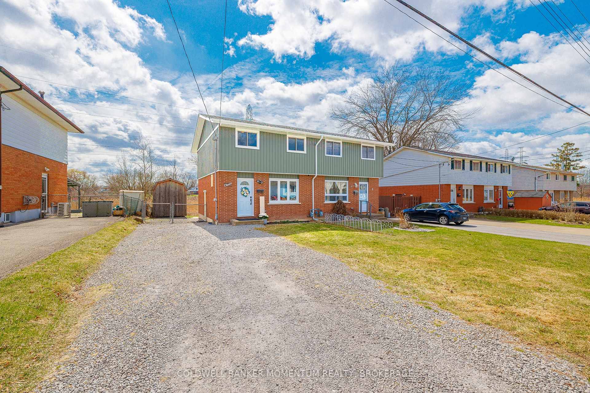 Photo 3 of 11 Deerfield Parkway, Thorold, Allanburg/Thorold South — HOMEH