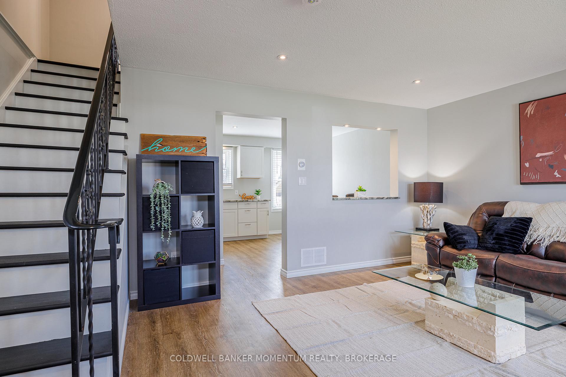 Photo 5 of 11 Deerfield Parkway, Thorold, Allanburg/Thorold South — HOMEH