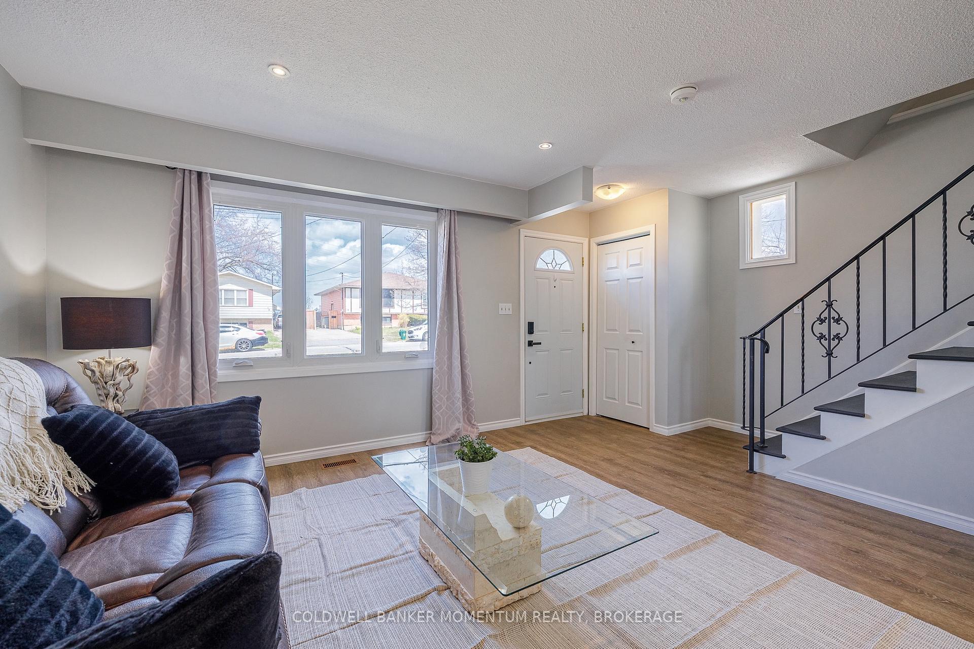 Photo 9 of 11 Deerfield Parkway, Thorold, Allanburg/Thorold South — HOMEH