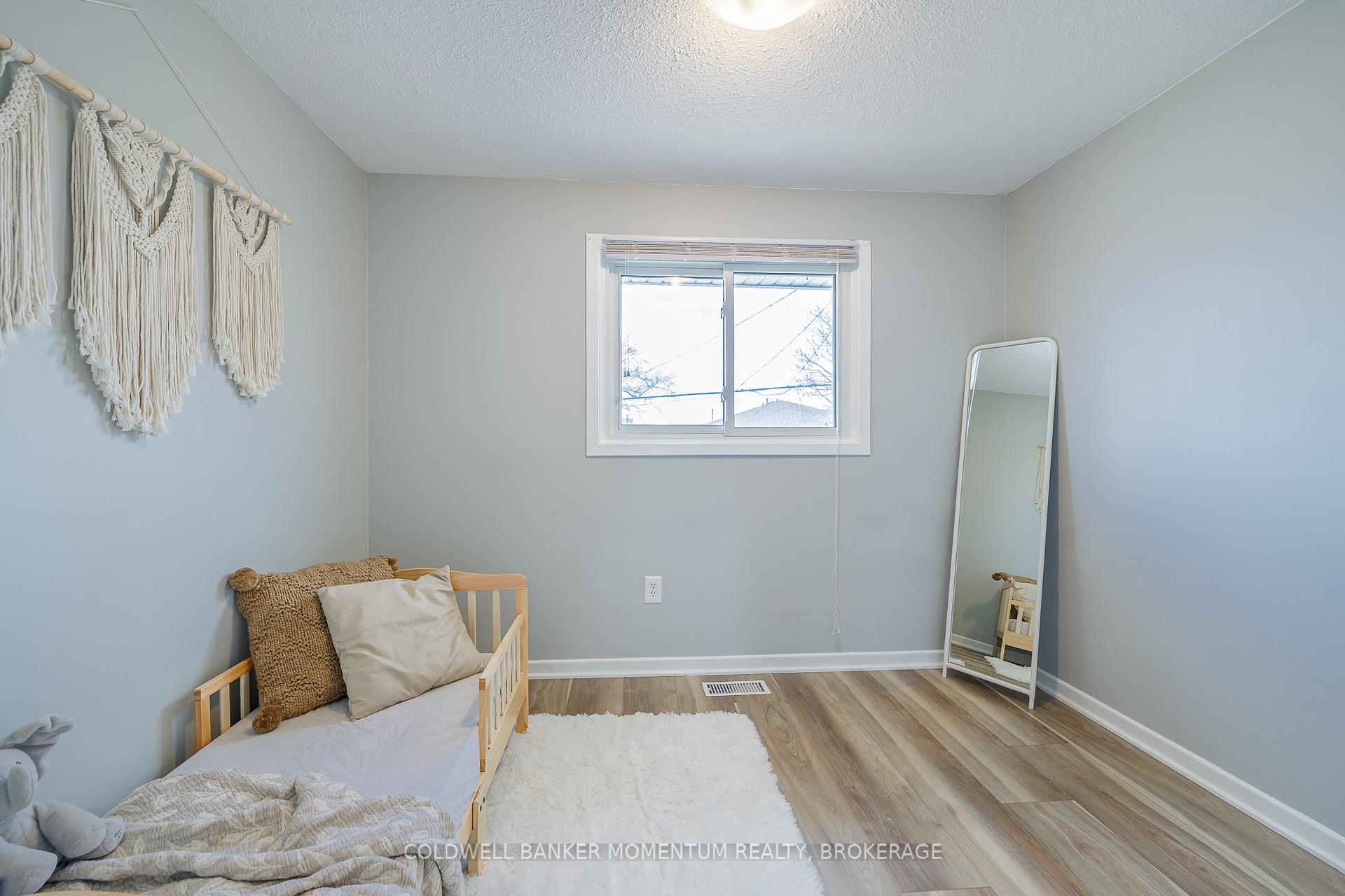 Photo 16 of 11 Deerfield Parkway, Thorold, Allanburg/Thorold South — HOMEH