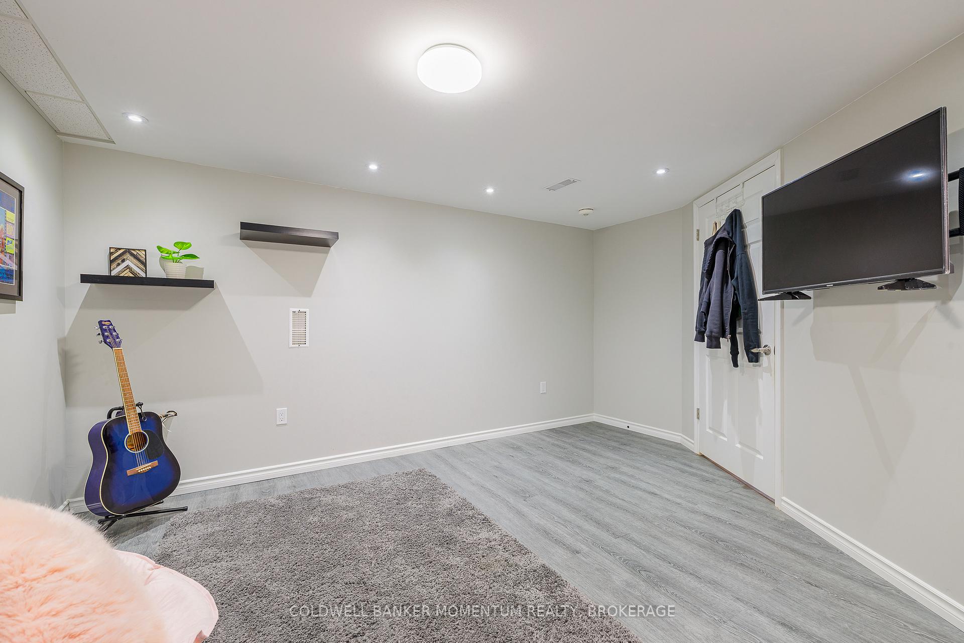 Photo 28 of 11 Deerfield Parkway, Thorold, Allanburg/Thorold South — HOMEH