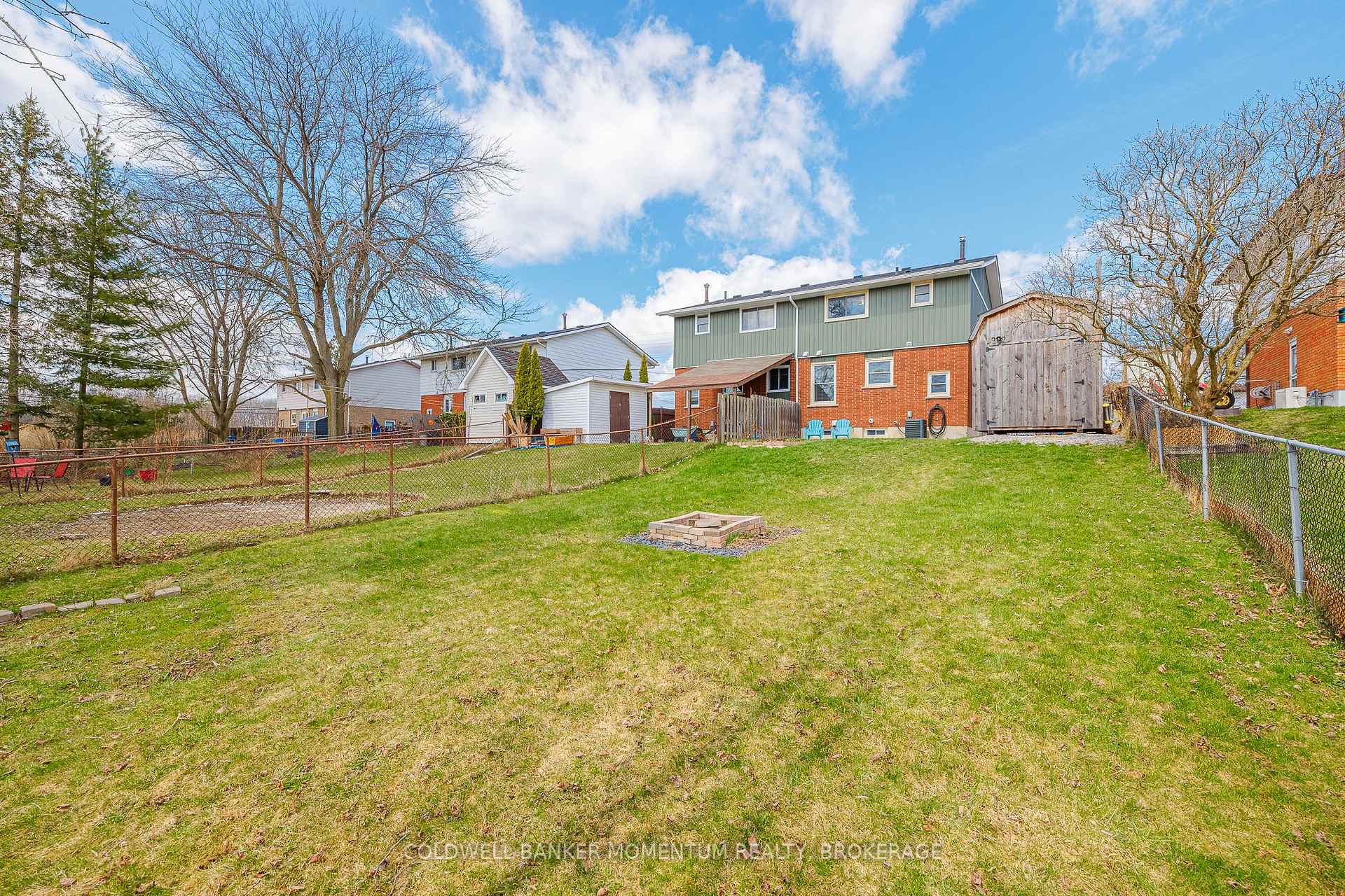 Photo 35 of 11 Deerfield Parkway, Thorold, Allanburg/Thorold South — HOMEH