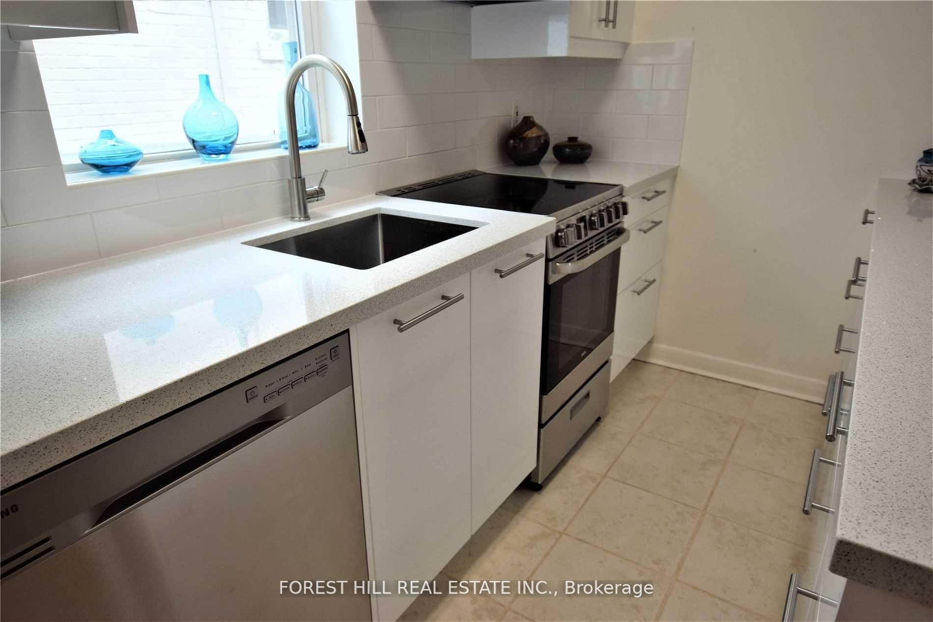 Photo 7 of Unit Main, 106 Braemar Avenue, Toronto, Yonge-Eglinton — HOMEH