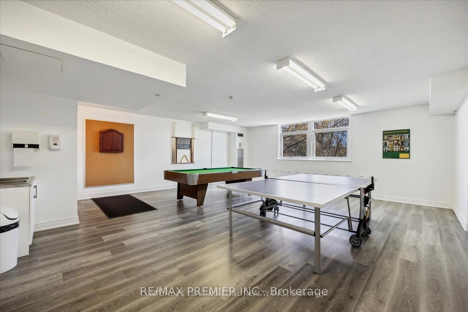 Photo 17 of Unit 1002, 7811 Yonge Street, Markham, Thornhill — HOMEH