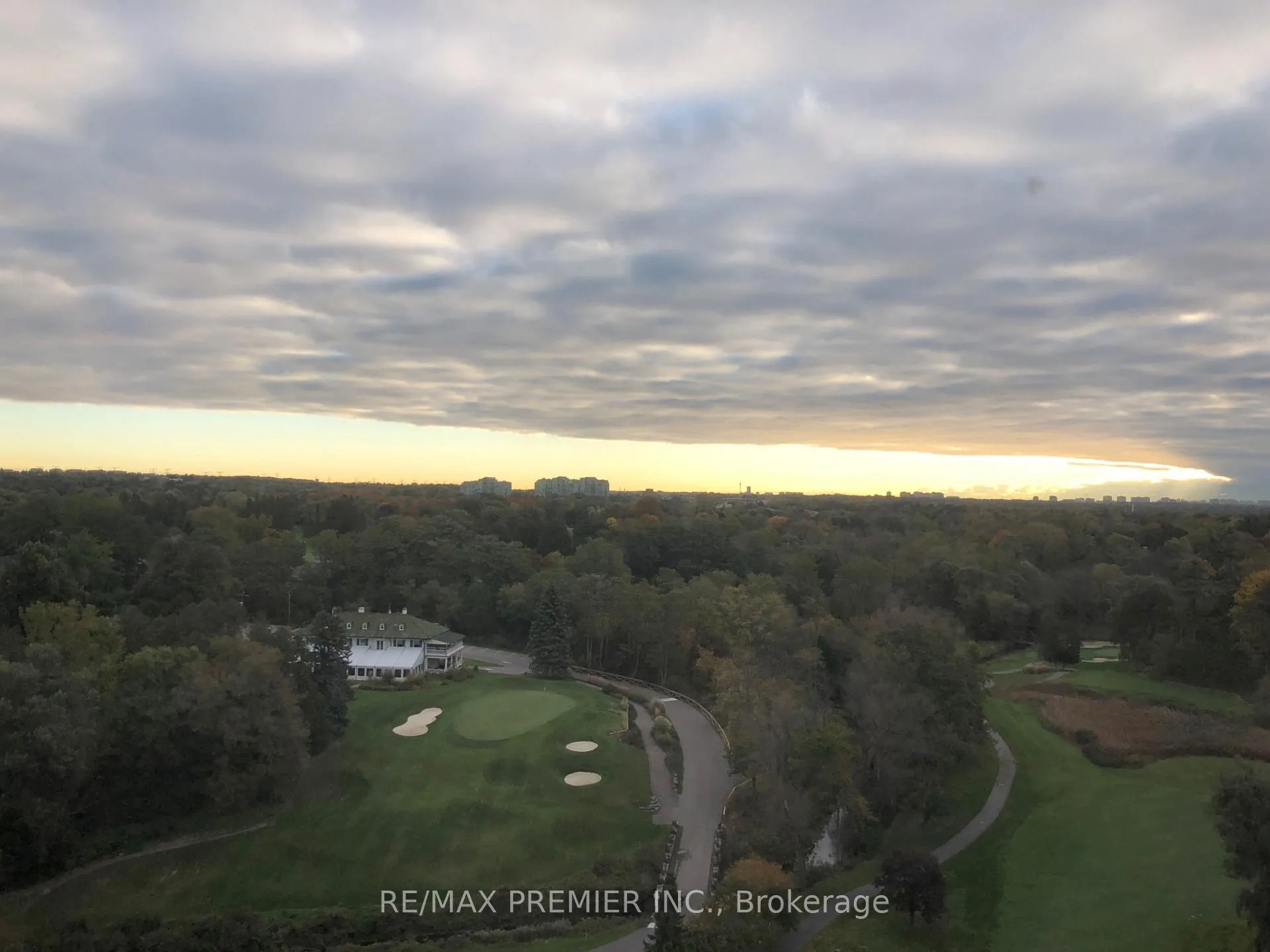 Photo 23 of Unit 1002, 7811 Yonge Street, Markham, Thornhill — HOMEH