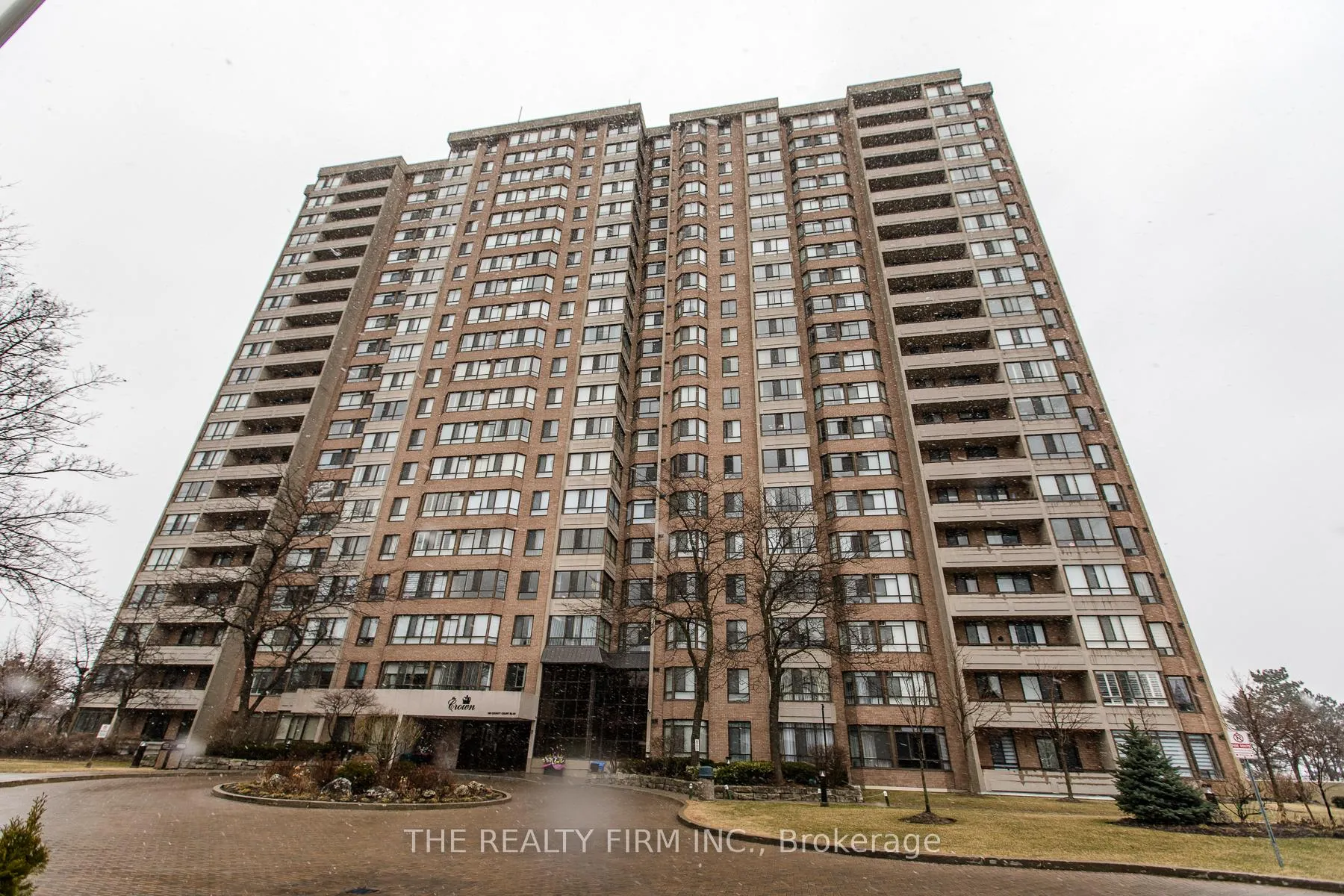 Front of Unit 406, 100 County Court Boulevard