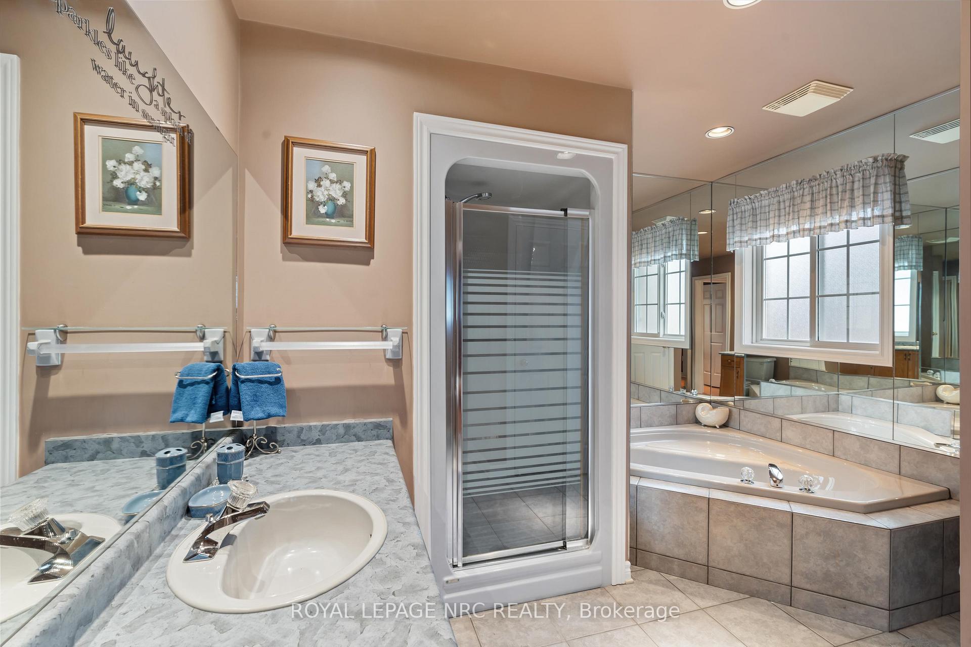 Photo 18 of 31 Crysler Crescent, Thorold, Confederation Heights — HOMEH