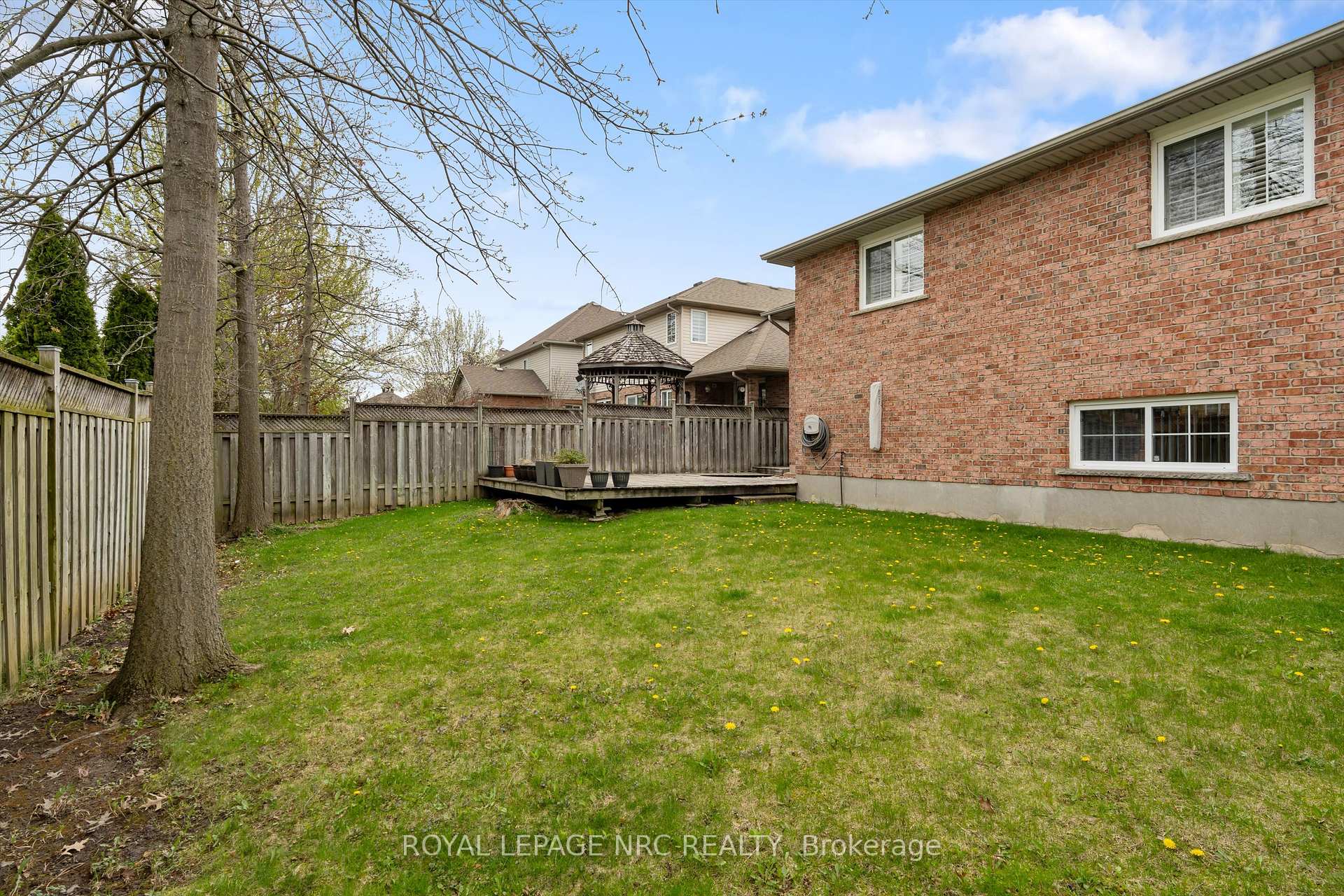 Photo 32 of 31 Crysler Crescent, Thorold, Confederation Heights — HOMEH