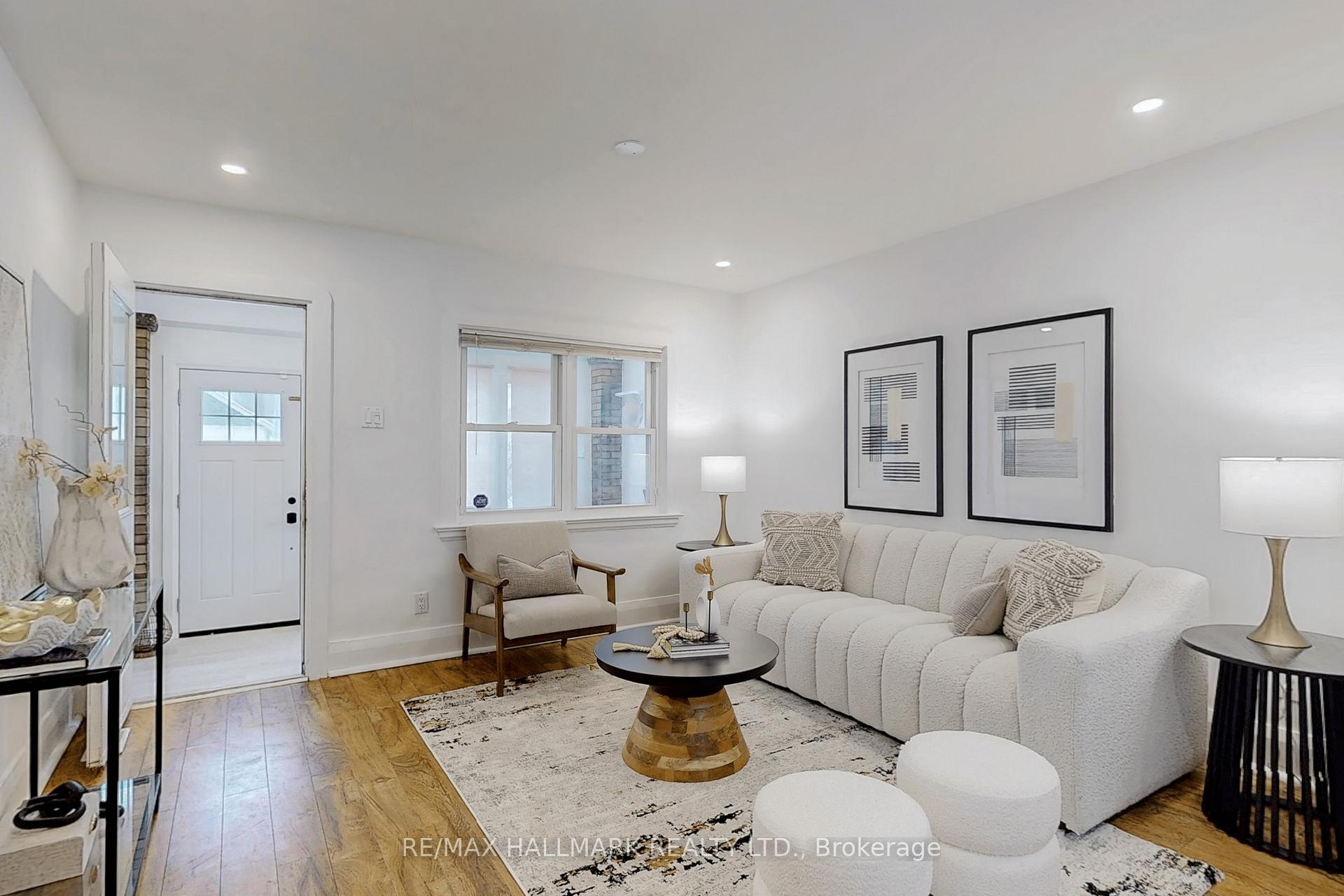 Photo 5 of 321 O'connor Drive, Toronto, East York — HOMEH