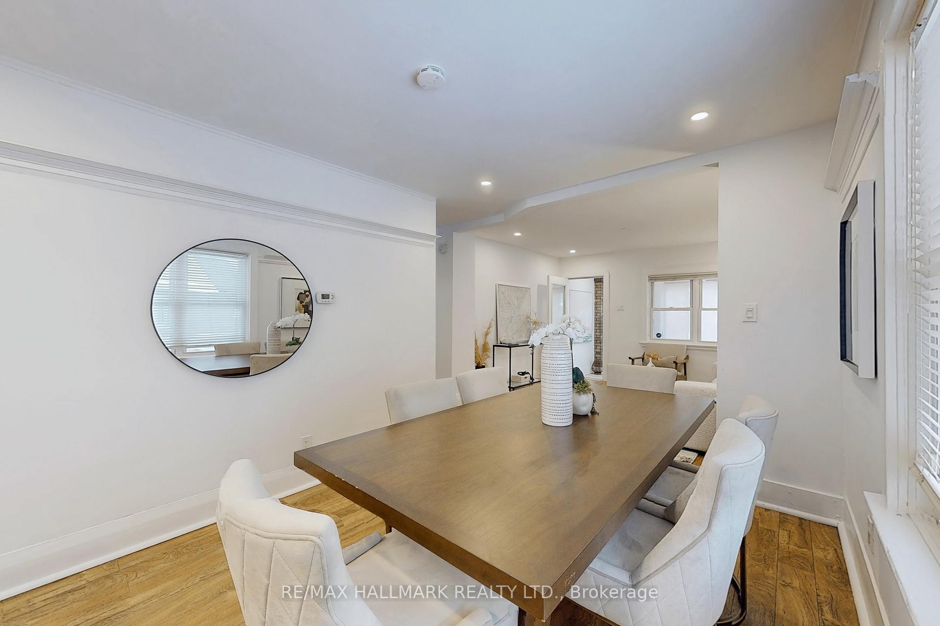 Photo 8 of 321 O'connor Drive, Toronto, East York — HOMEH