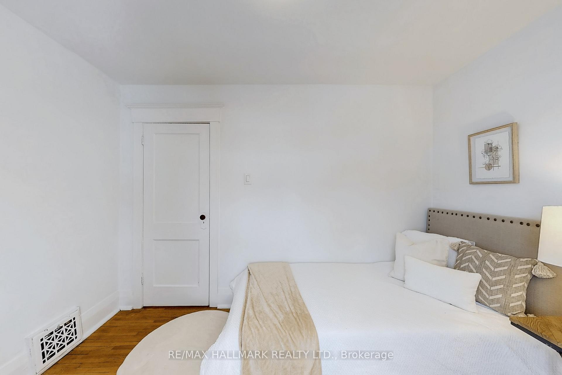 Photo 24 of 321 O'connor Drive, Toronto, East York — HOMEH