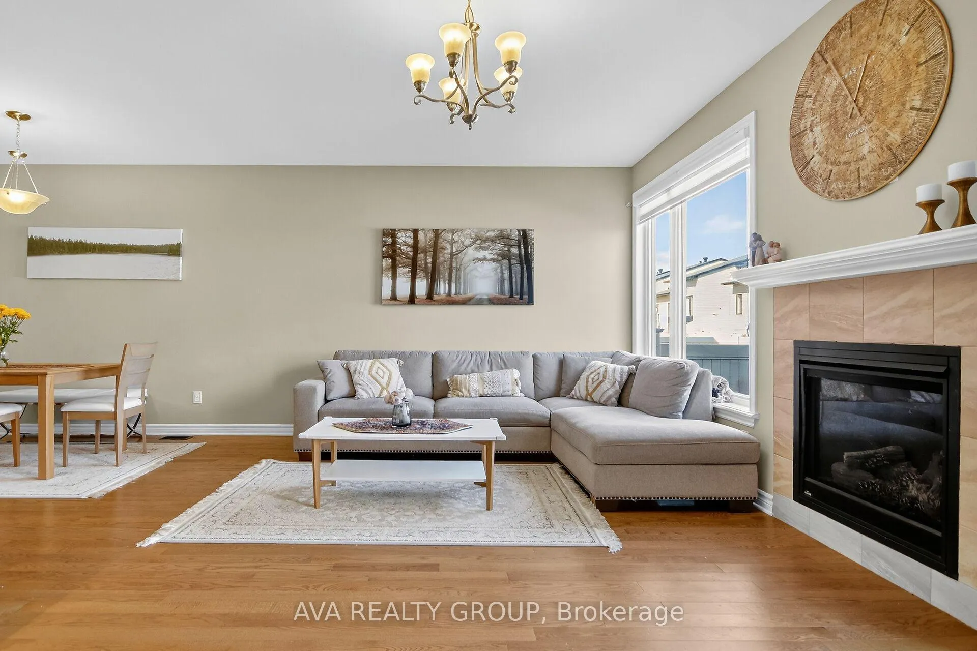 Photo 4 of 542 Triangle Street, Ottawa, Kanata - Emerald Meadows/Trailwest — HOMEH