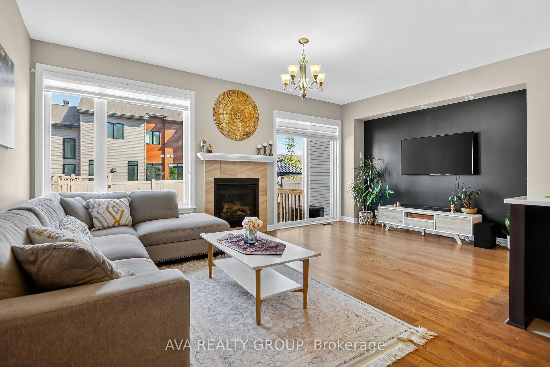 Photo 5 of 542 Triangle Street, Ottawa, Kanata - Emerald Meadows/Trailwest — HOMEH