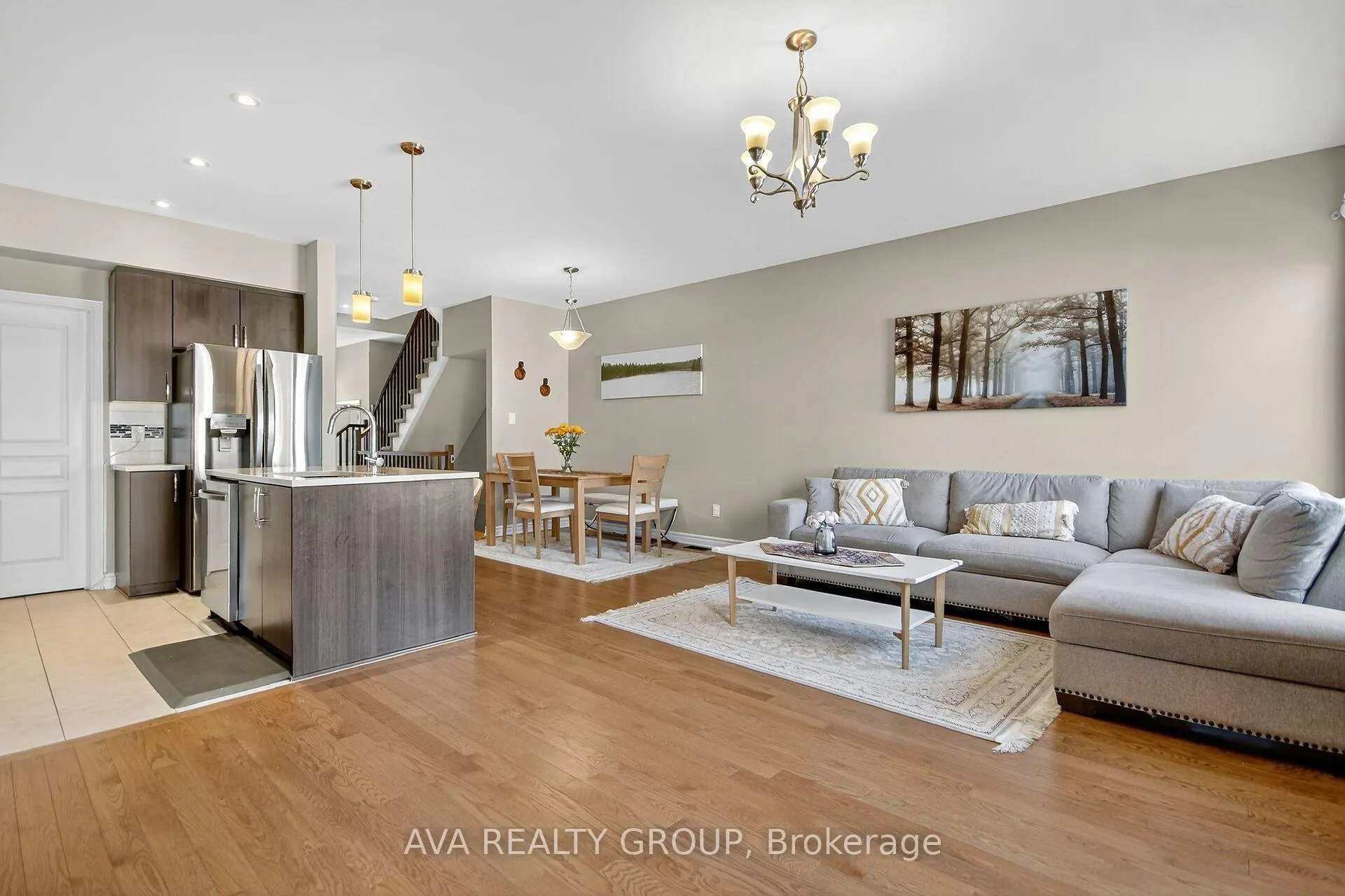 Photo 7 of 542 Triangle Street, Ottawa, Kanata - Emerald Meadows/Trailwest — HOMEH