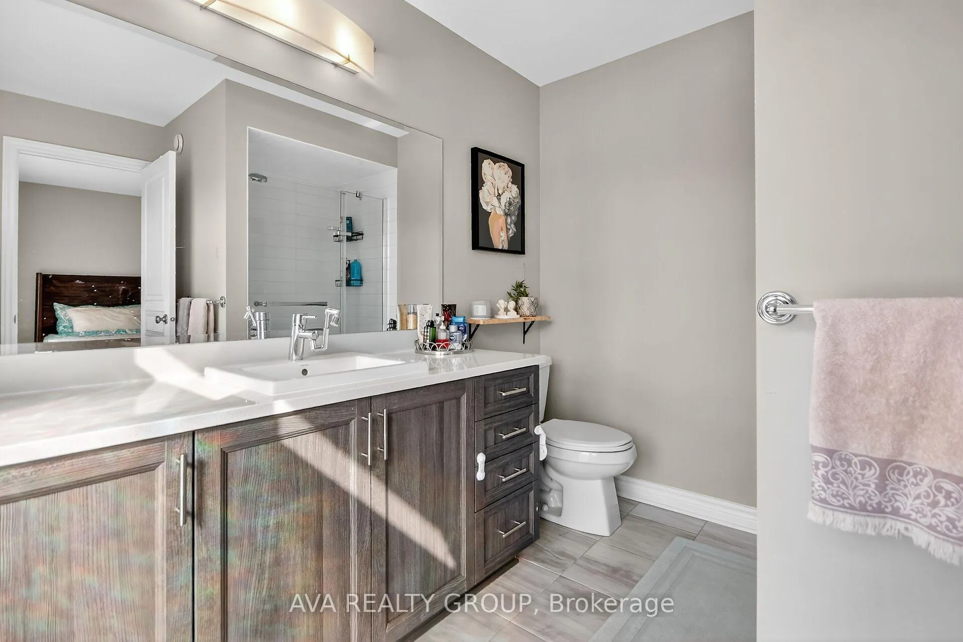 Photo 19 of 542 Triangle Street, Ottawa, Kanata - Emerald Meadows/Trailwest — HOMEH