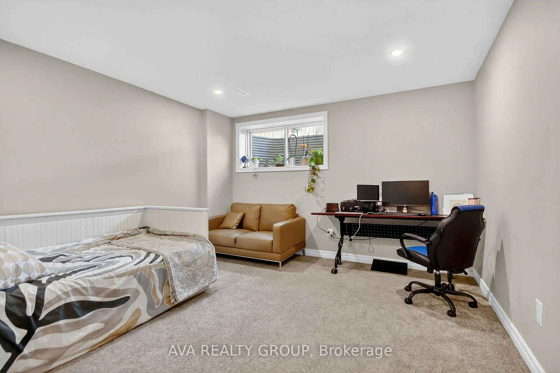 Photo 30 of 542 Triangle Street, Ottawa, Kanata - Emerald Meadows/Trailwest — HOMEH