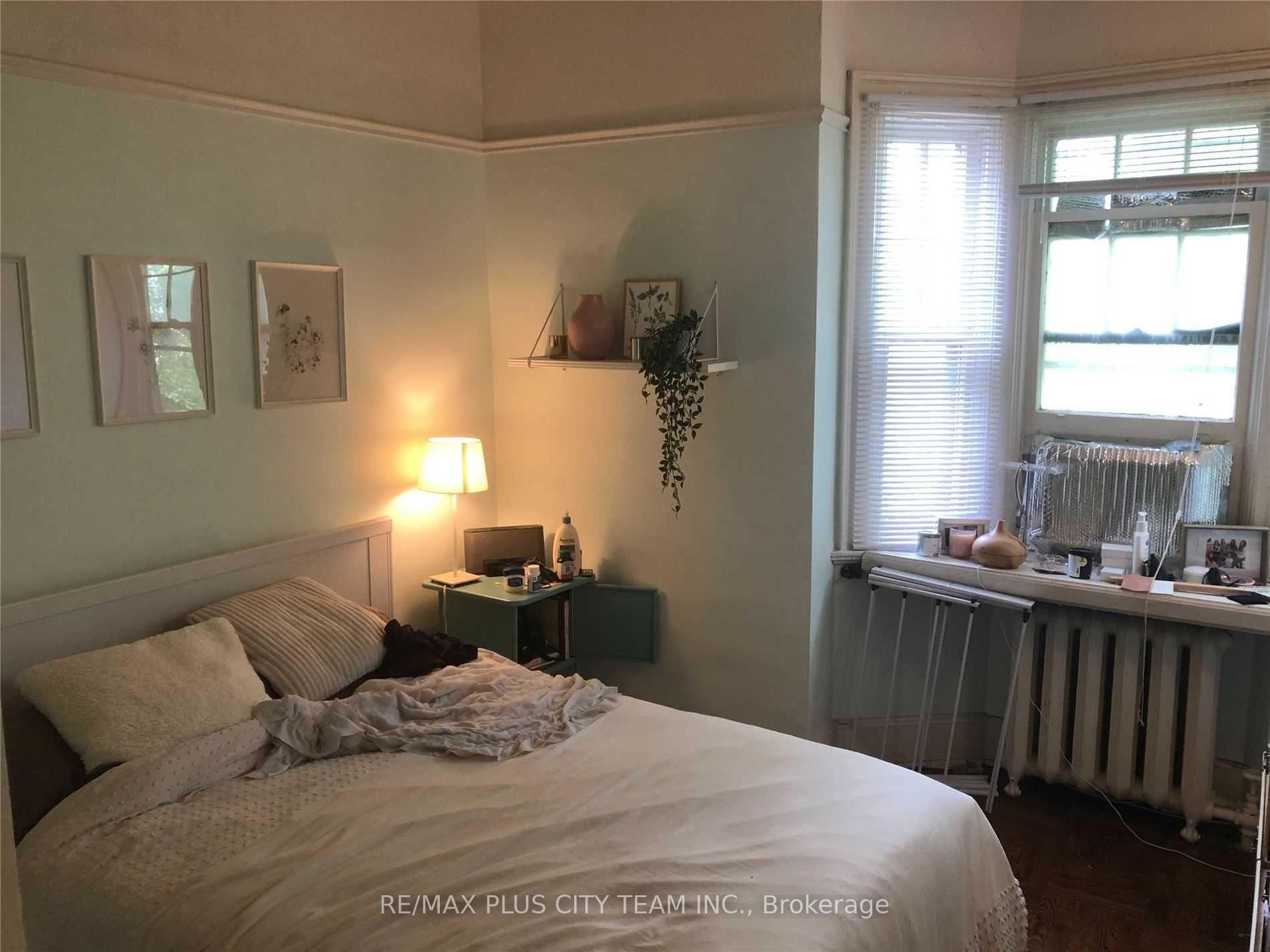 Photo 10 of Unit 4, 291 St George Street, Toronto, The Annex — HOMEH