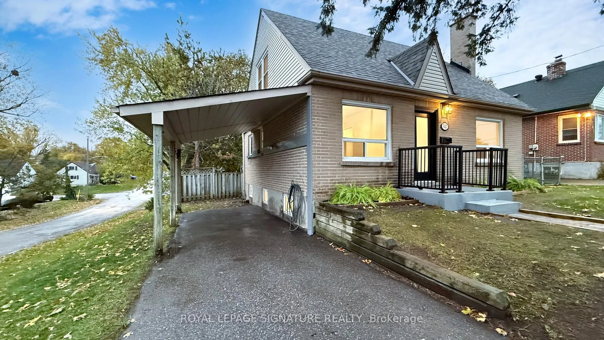 Photo 2 of 347 Caddy Street, Peterborough, Ashburnham Ward 4 — HOMEH