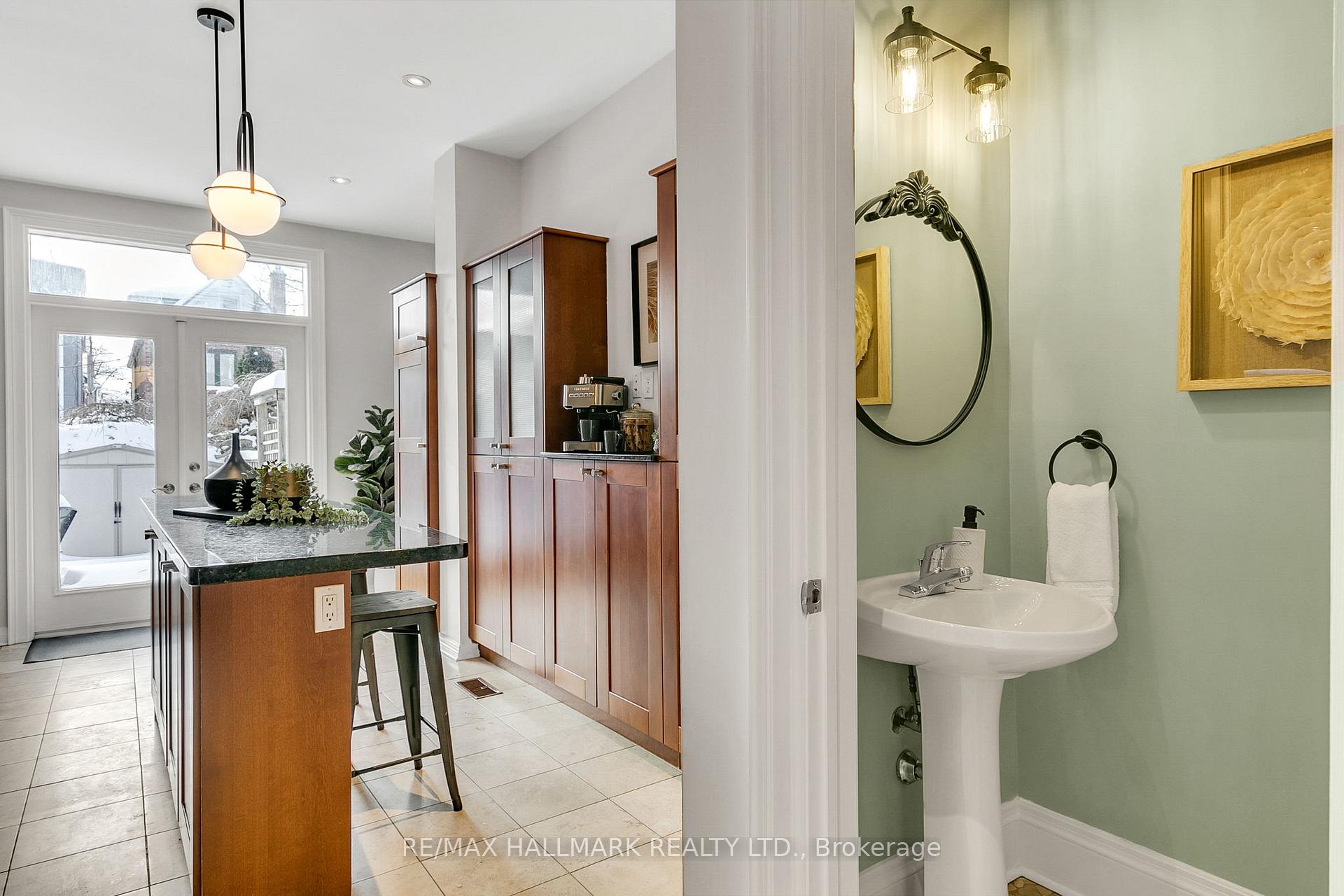 Photo 7 of 858 Carlaw Avenue, Toronto, Playter Estates-Danforth — HOMEH