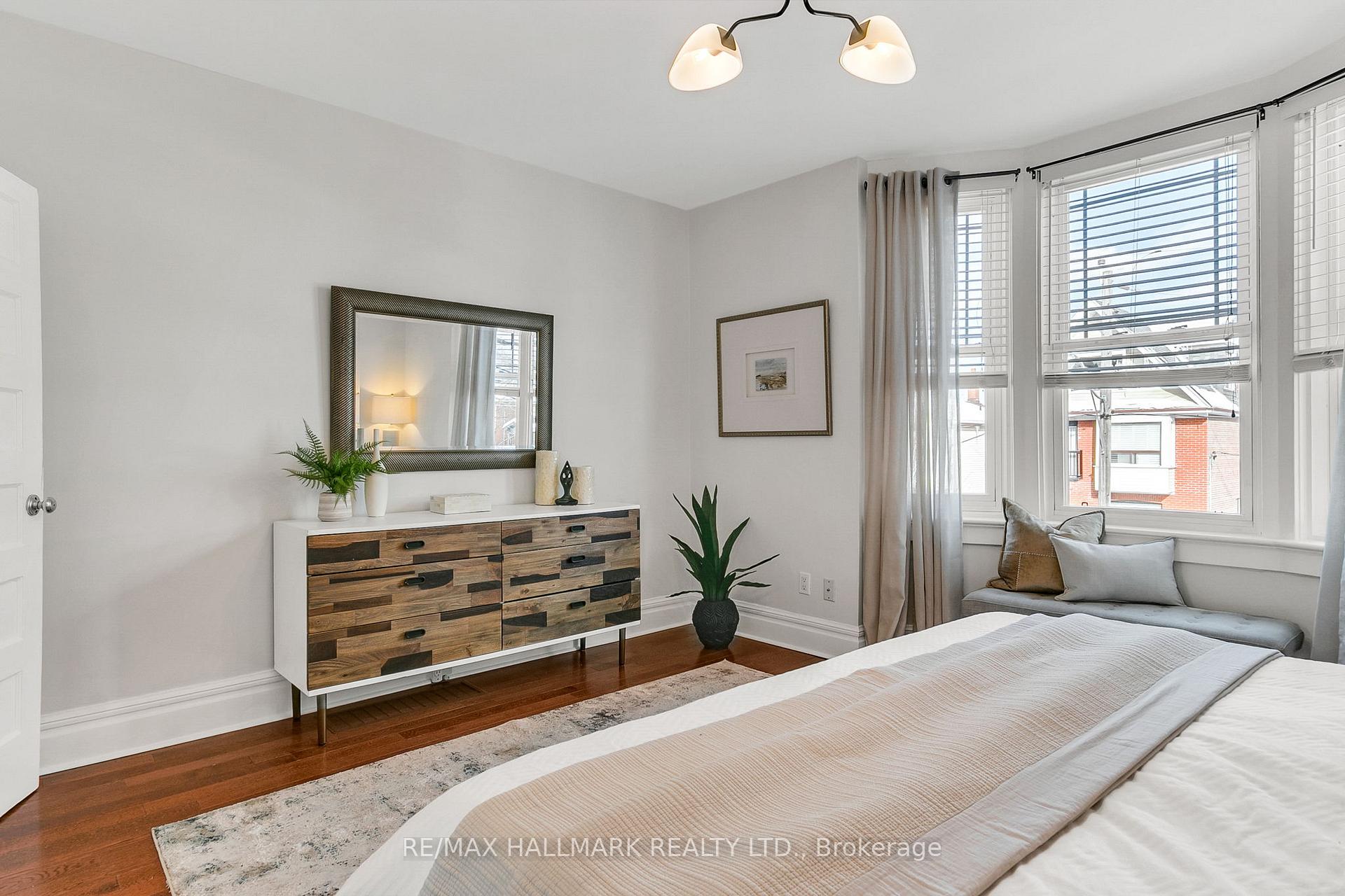 Photo 19 of 858 Carlaw Avenue, Toronto, Playter Estates-Danforth — HOMEH