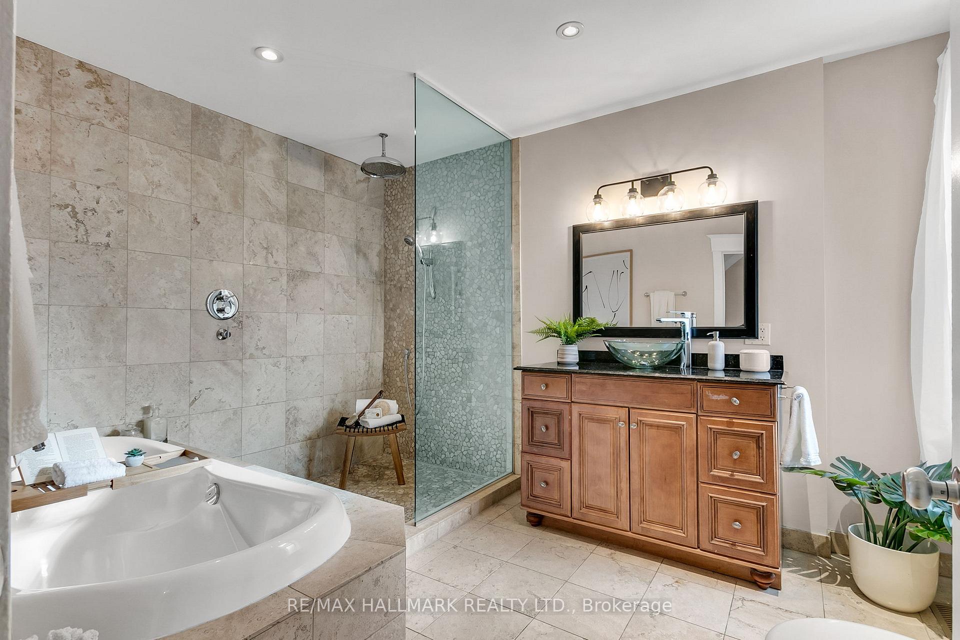 Photo 20 of 858 Carlaw Avenue, Toronto, Playter Estates-Danforth — HOMEH