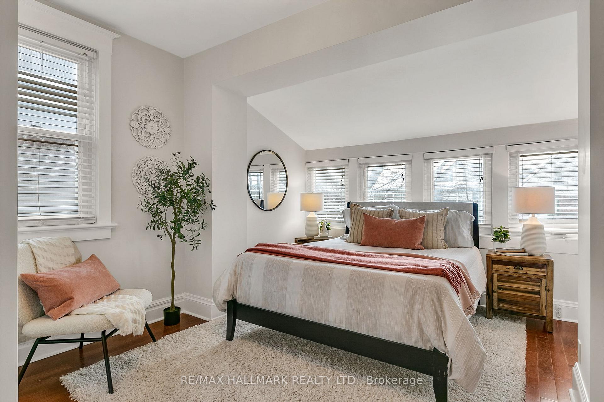 Photo 23 of 858 Carlaw Avenue, Toronto, Playter Estates-Danforth — HOMEH