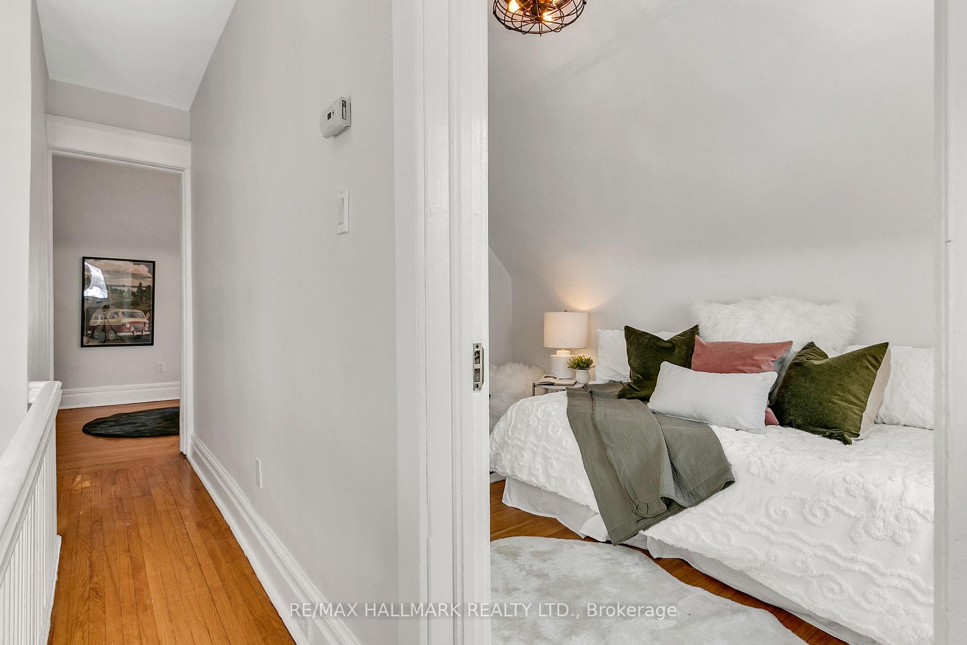 Photo 28 of 858 Carlaw Avenue, Toronto, Playter Estates-Danforth — HOMEH
