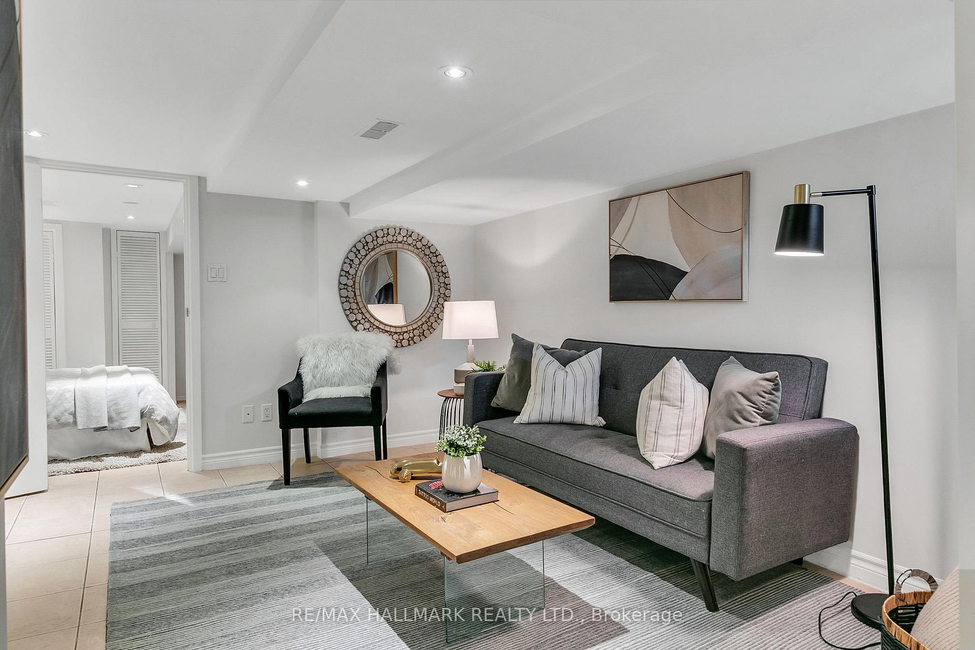 Photo 32 of 858 Carlaw Avenue, Toronto, Playter Estates-Danforth — HOMEH
