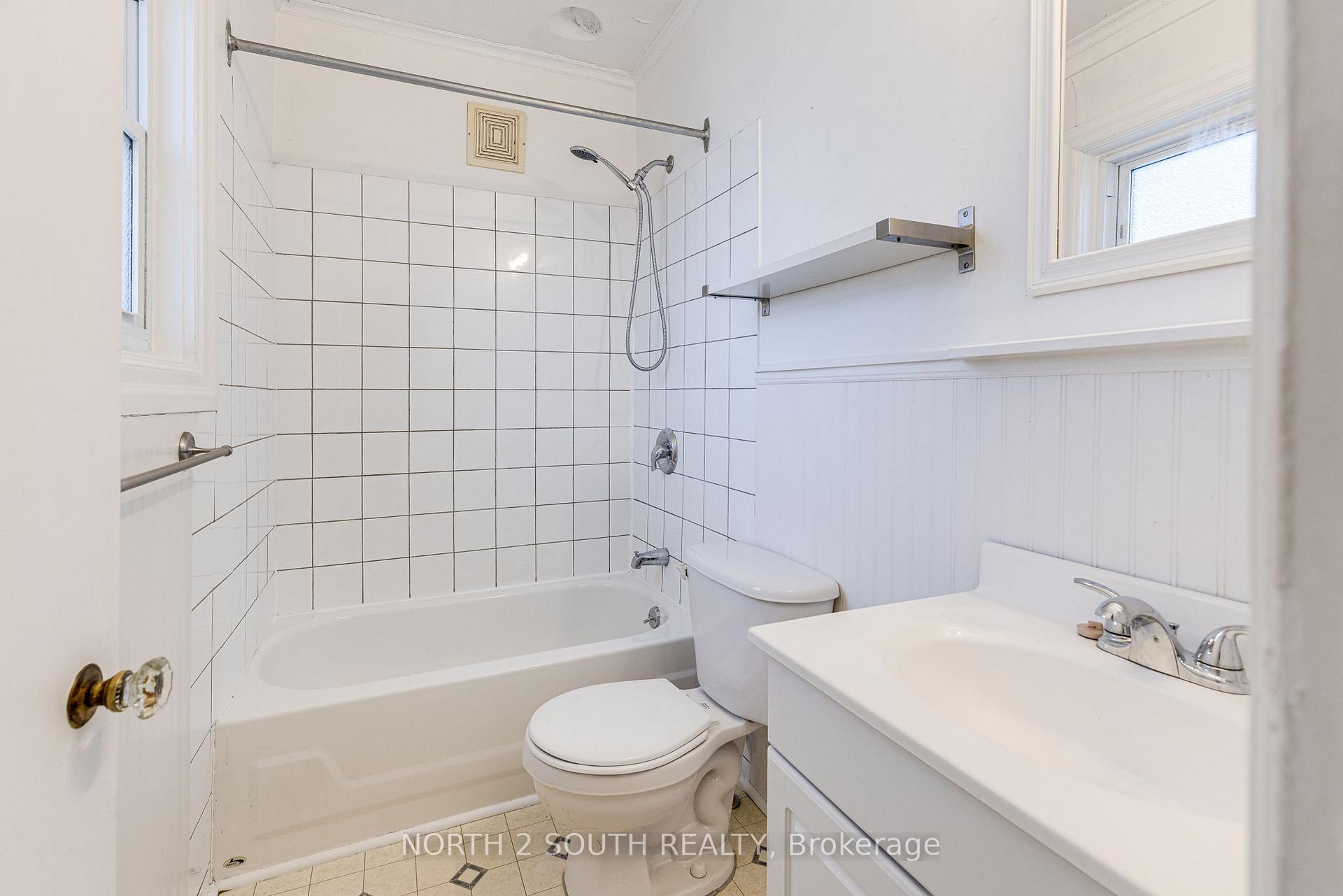 Photo 14 of 731 Rhodes Avenue, Toronto, Greenwood-Coxwell — HOMEH