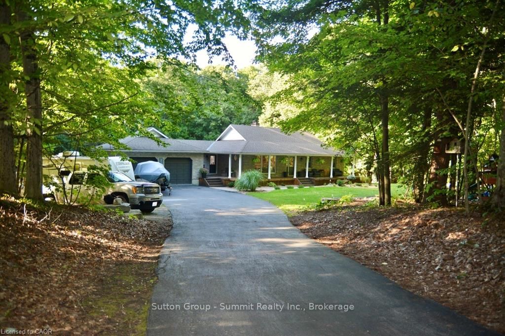 Photo 2 of 79 Kingfisher Crescent, Tiny, Rural Tiny — HOMEH