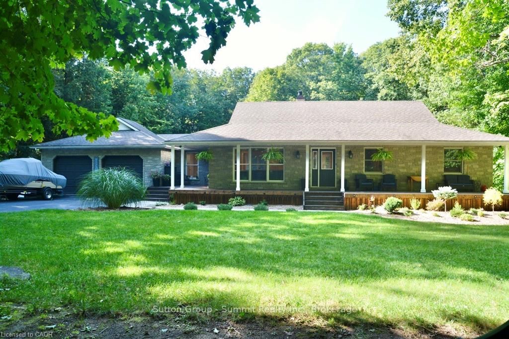 Photo 3 of 79 Kingfisher Crescent, Tiny, Rural Tiny — HOMEH