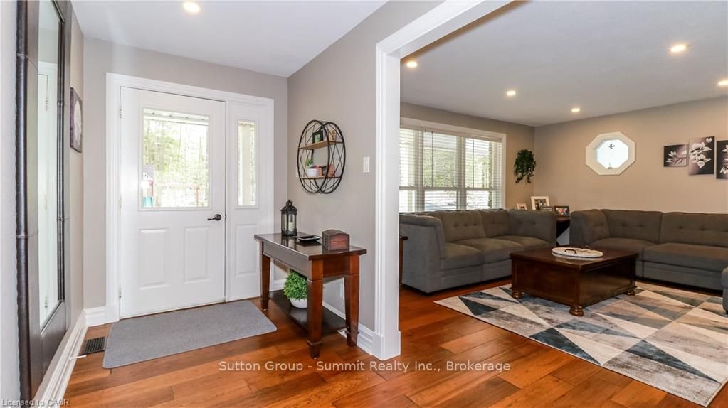 Photo 7 of 79 Kingfisher Crescent, Tiny, Rural Tiny — HOMEH