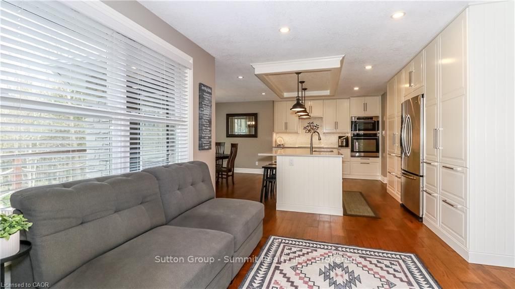 Photo 10 of 79 Kingfisher Crescent, Tiny, Rural Tiny — HOMEH