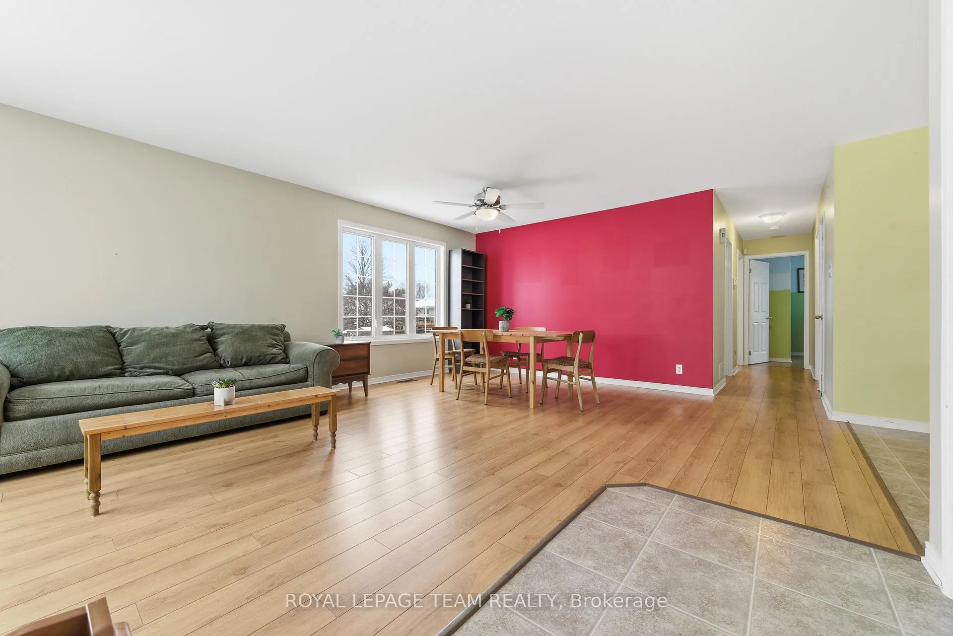 Photo 11 of 451 Mayhew Street, Renfrew — HOMEH