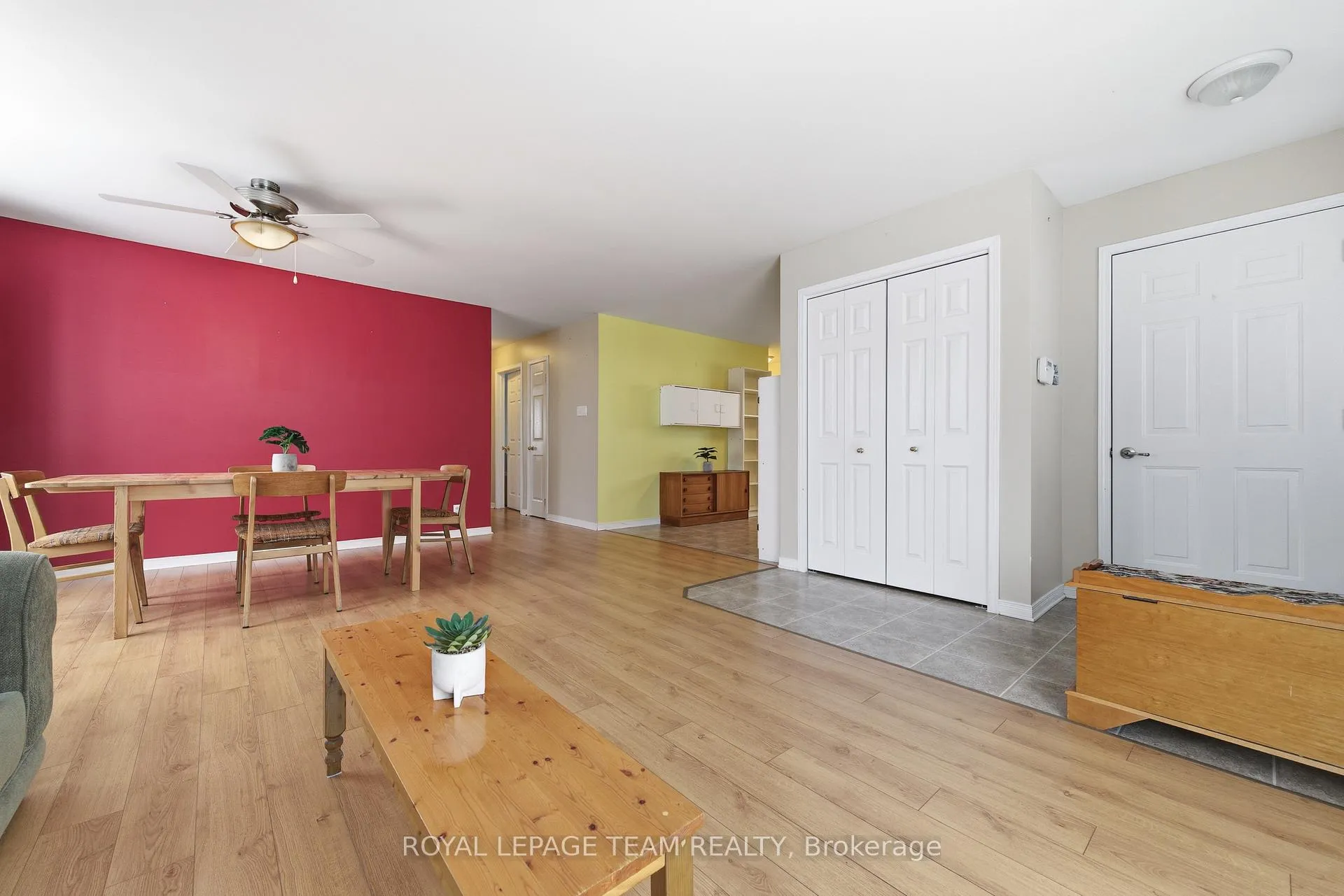 Photo 12 of 451 Mayhew Street, Renfrew — HOMEH
