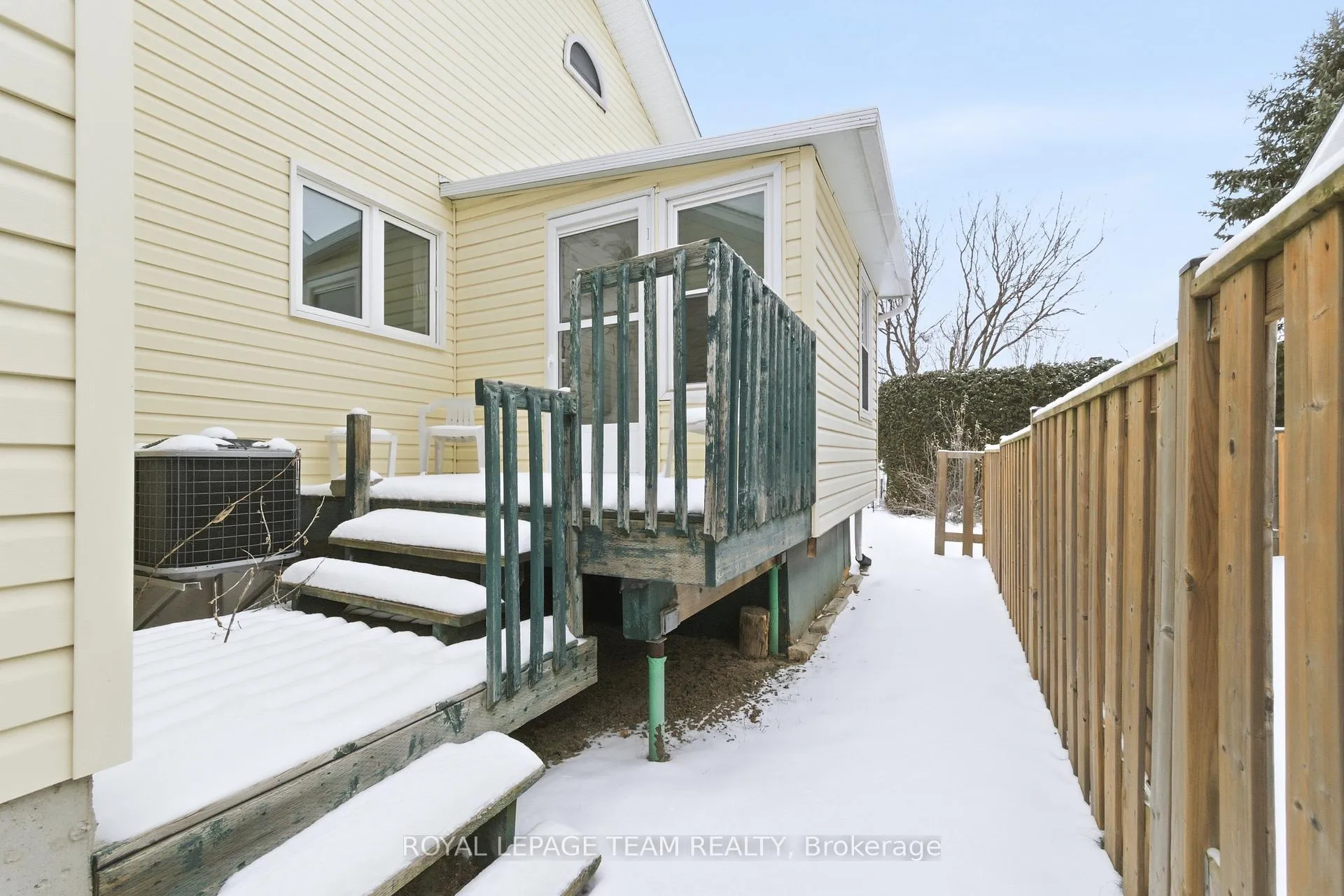 Photo 41 of 451 Mayhew Street, Renfrew — HOMEH