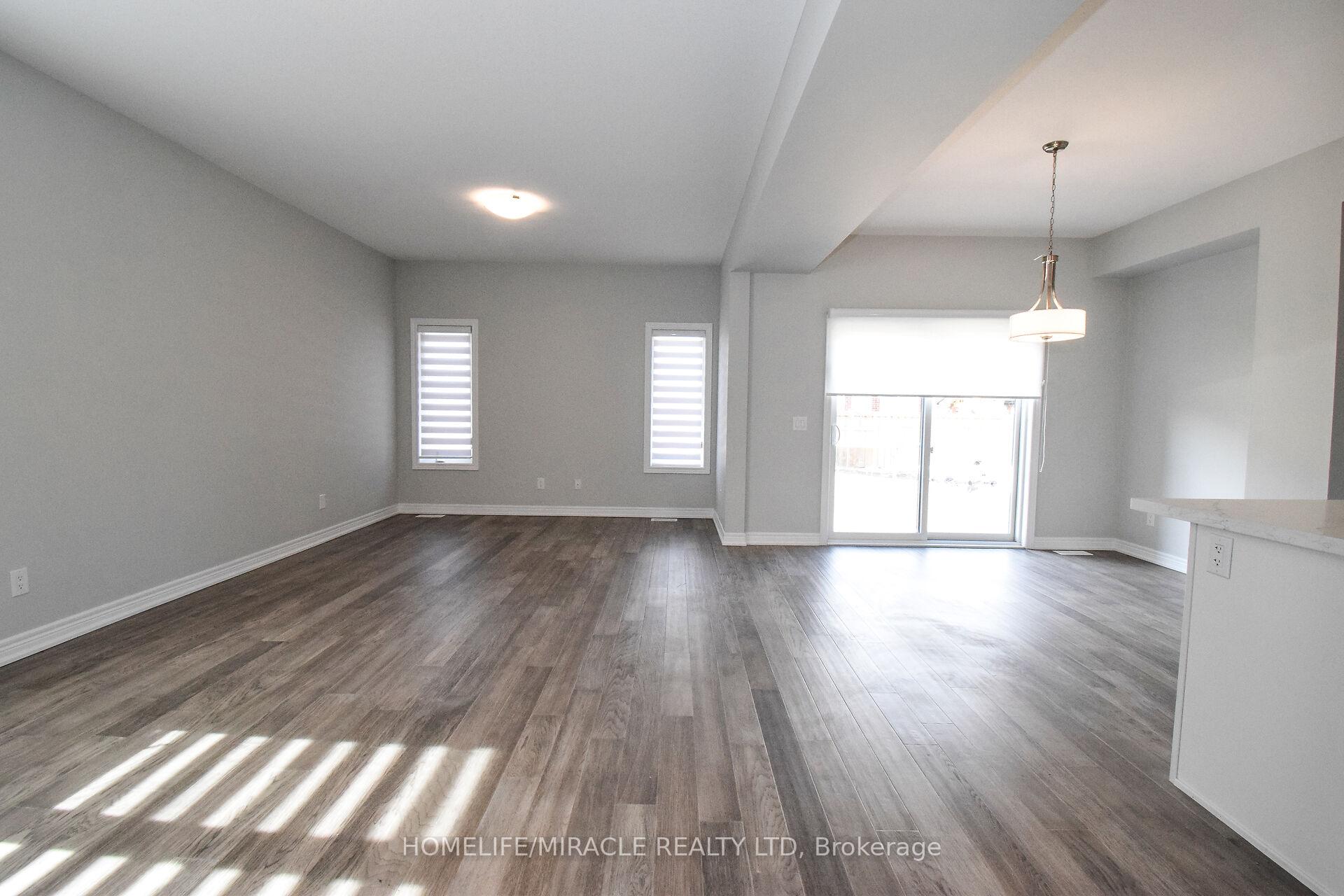Photo 7 of 25 Barker Parkway, Thorold, Rolling Meadows — HOMEH